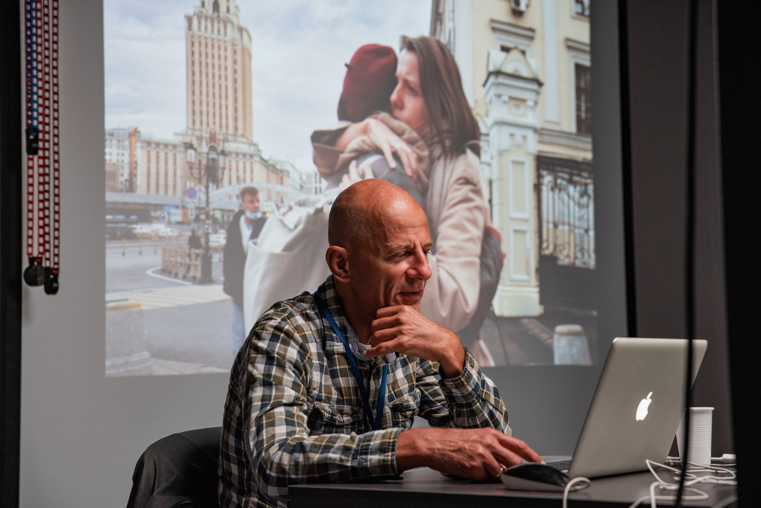 Александр Сергеевич Петросян на дне открытых дверей в Школе Академической Фотографии.