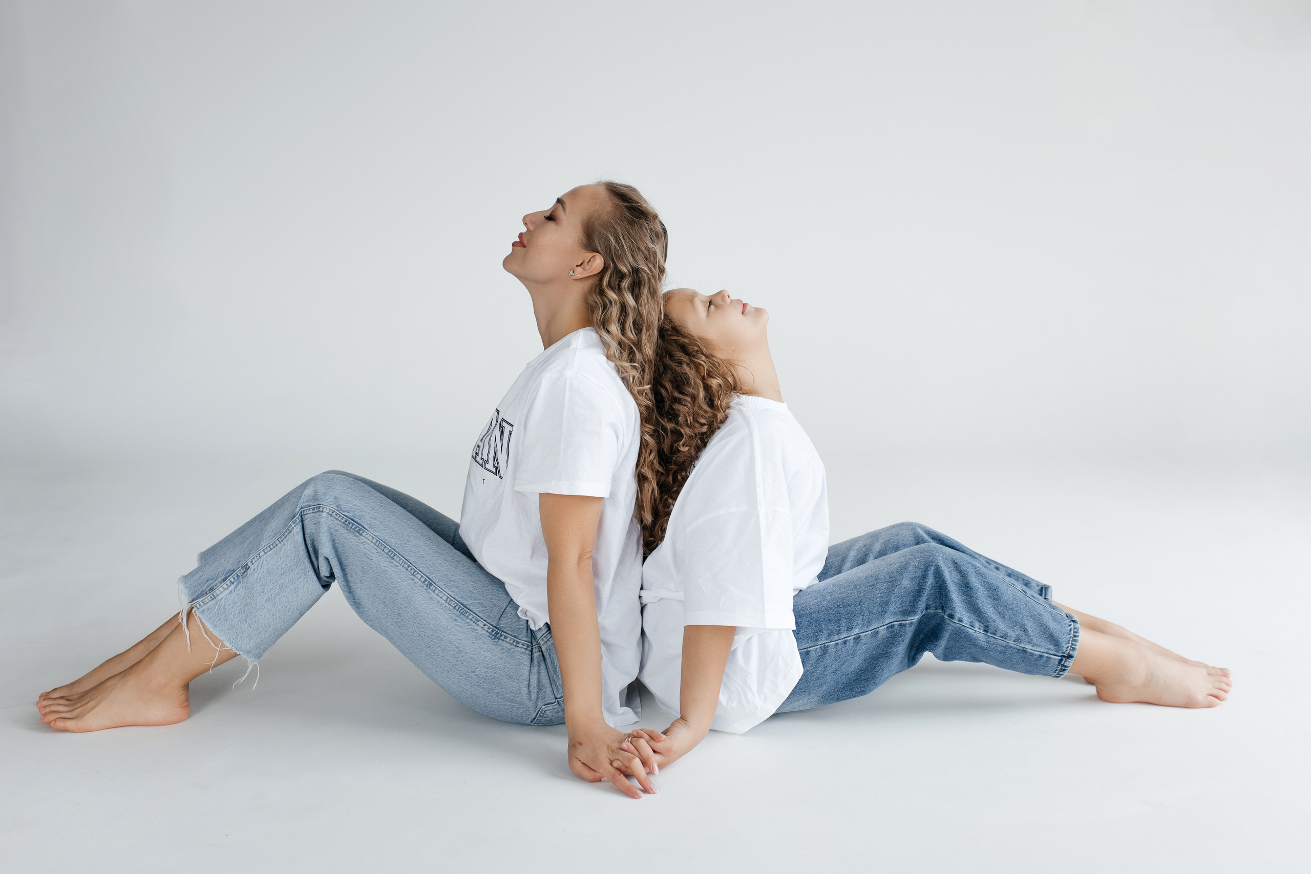 Mother & daughter. ФОТОГРАФ