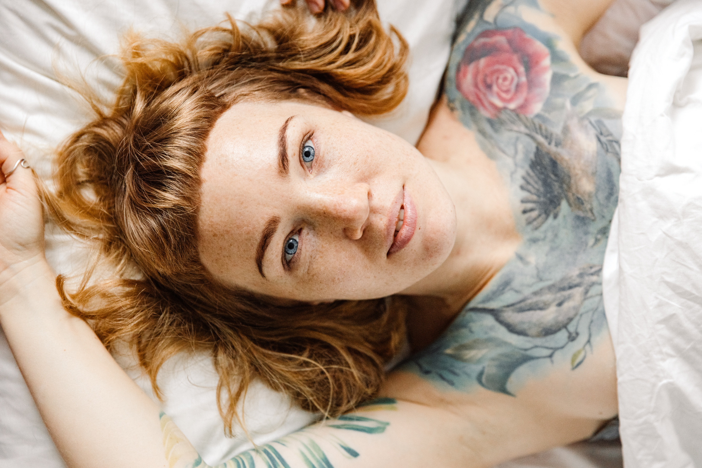 Трое в кровати не считая Джози и кота