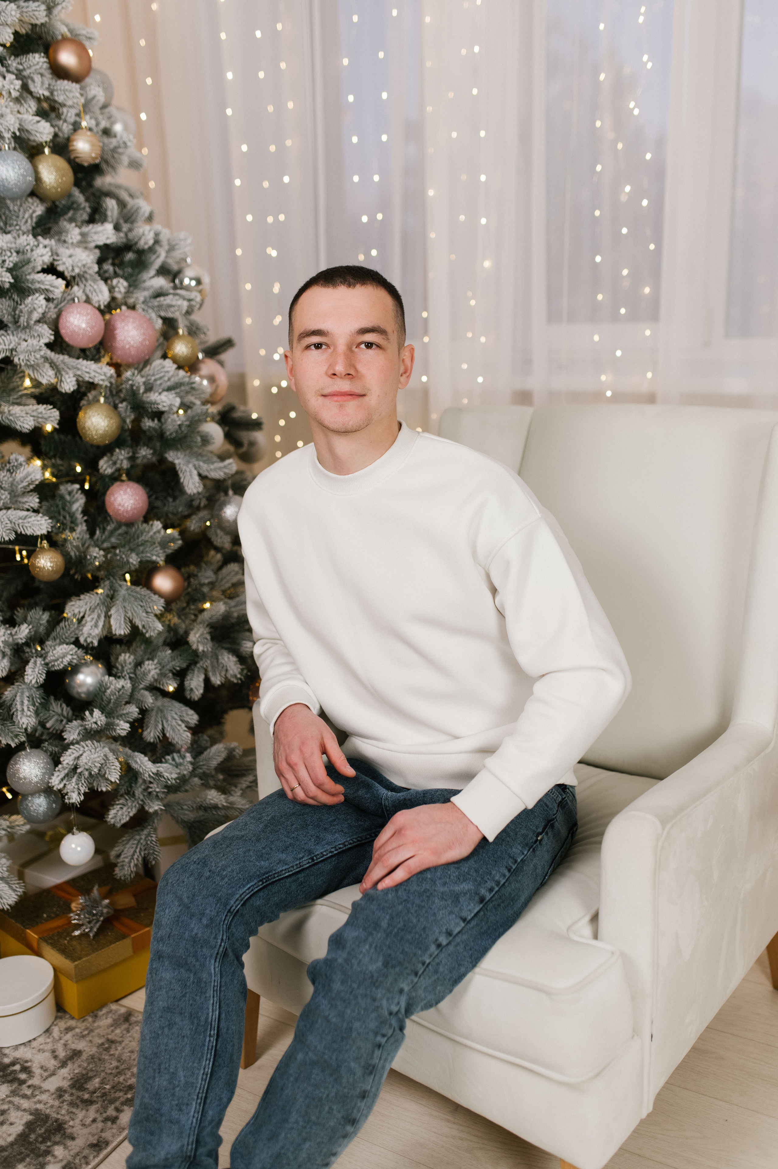 Диана и Глеб долгожданная встреча Новый год с семьей. Семейный фотограф в городе Мегион и Нижневартовск Дзюба Татьяна