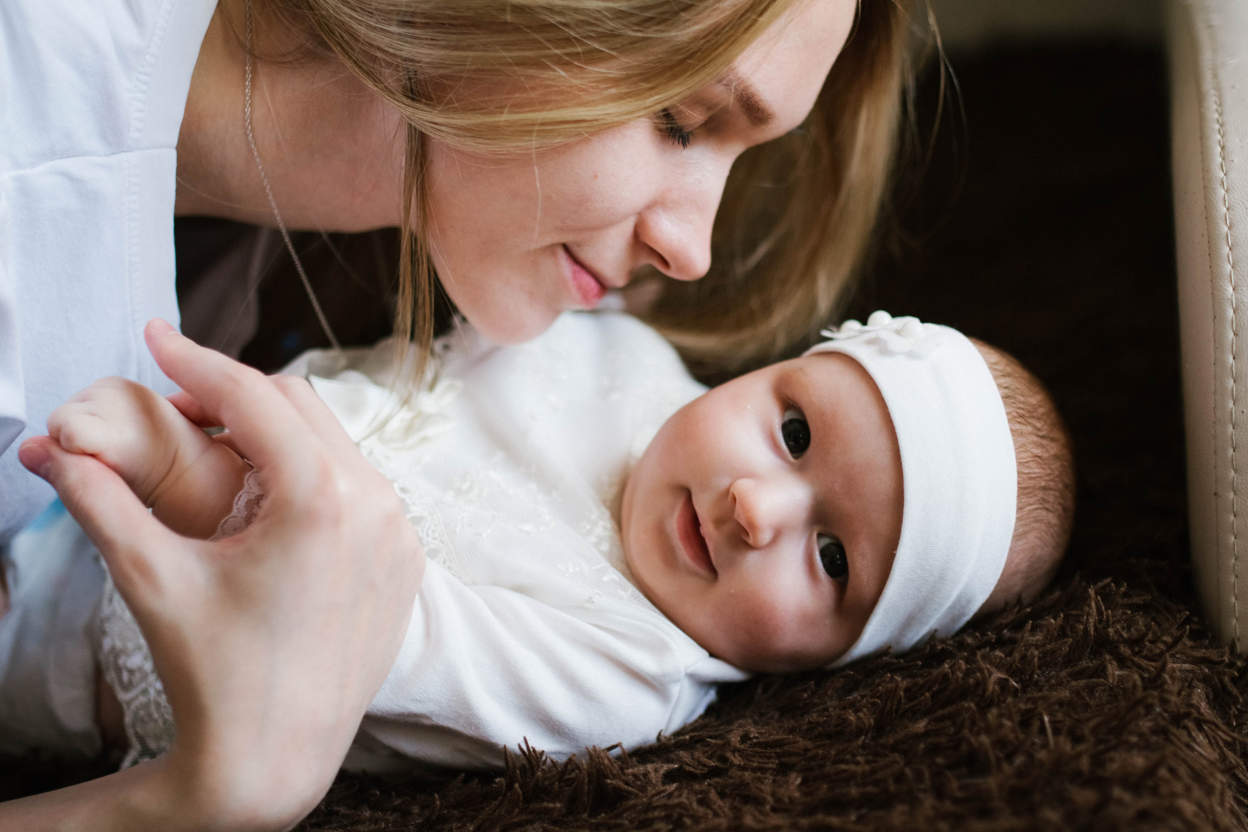 Домашняя сьёмка для Валерии и Вероники. Семейный фотограф в городе Мегион и Нижневартовск Дзюба Татьяна