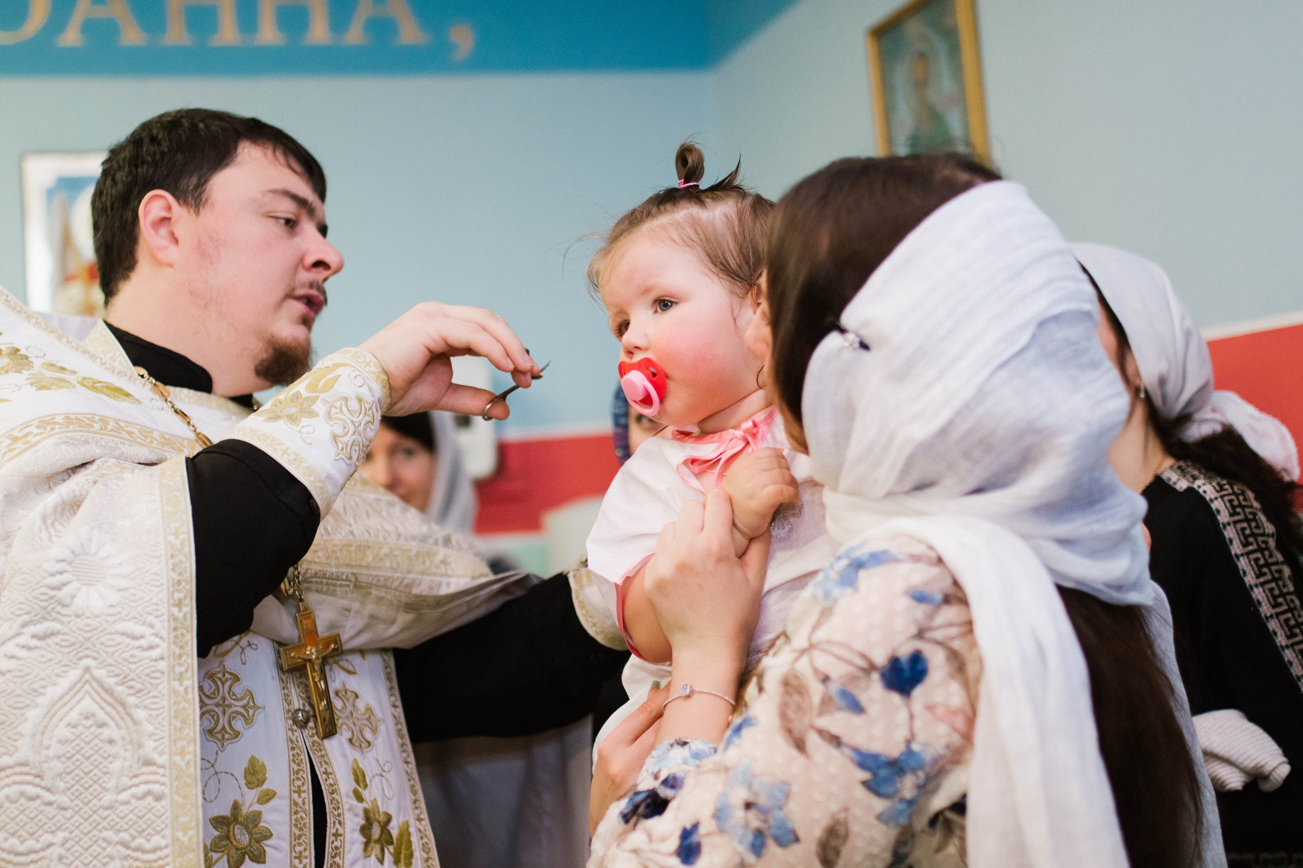 Крестины Киры. Семейный фотограф в городе Мегион и Нижневартовск Дзюба Татьяна
