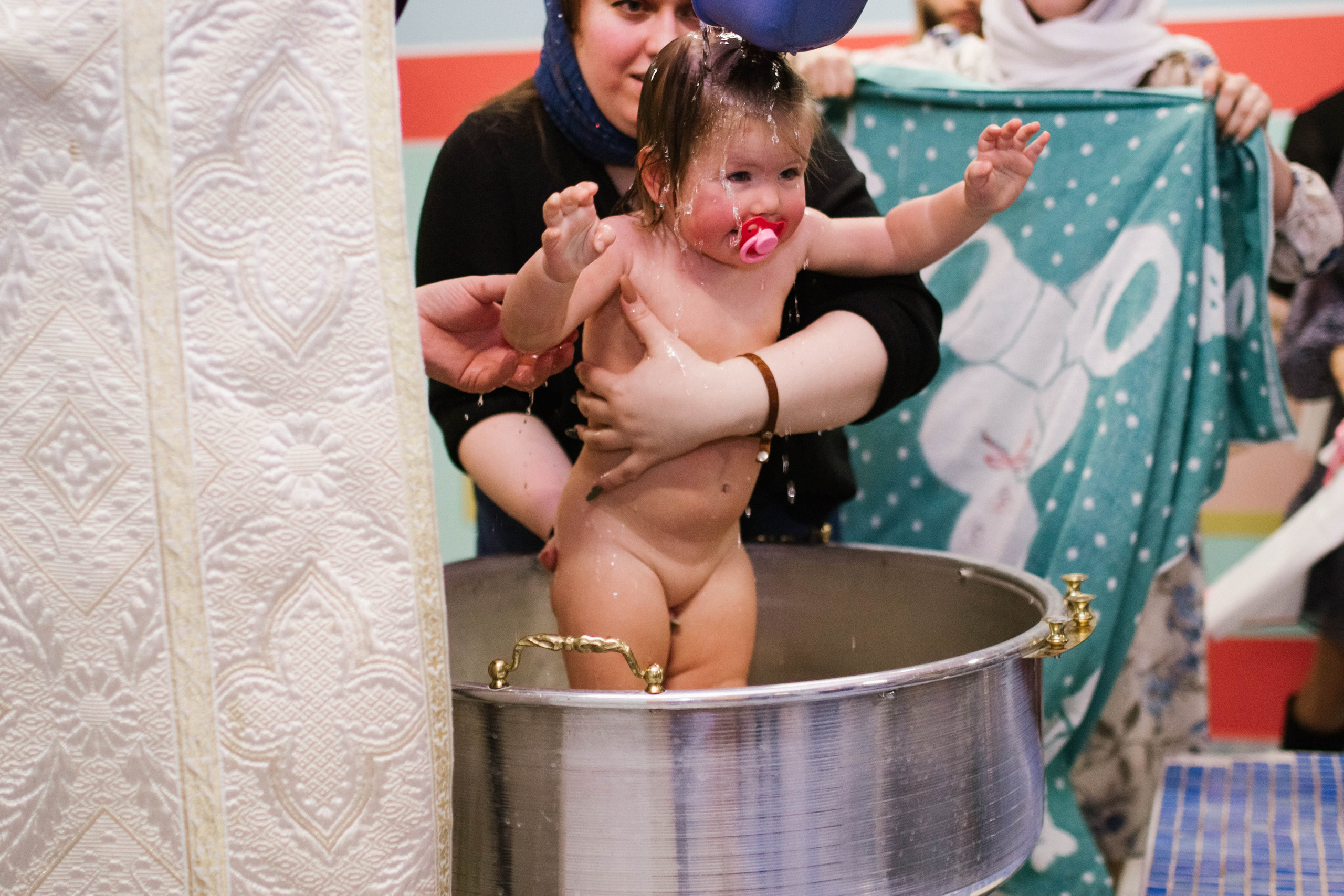 Крестины Киры. Семейный фотограф в городе Мегион и Нижневартовск Дзюба Татьяна