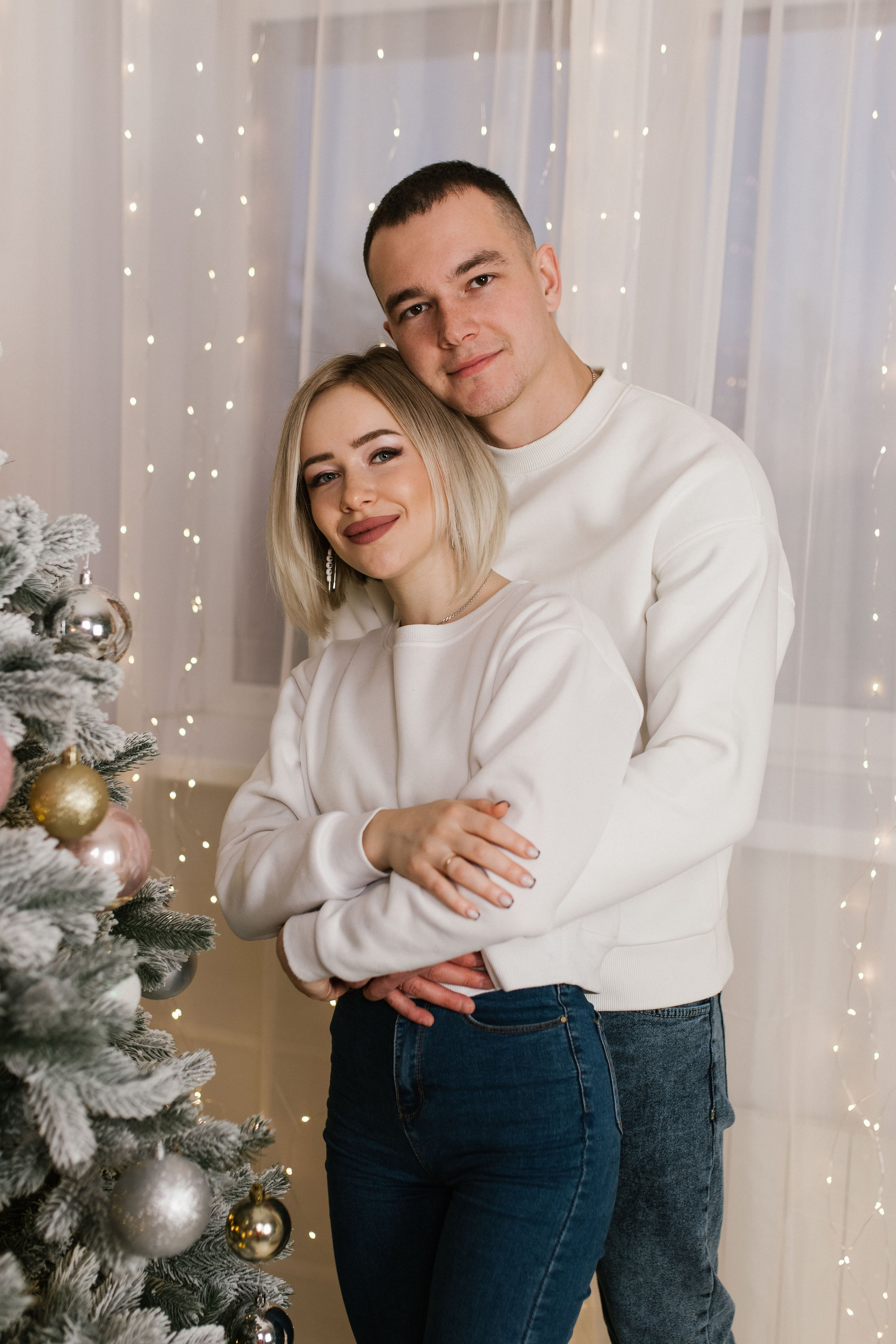 Диана и Глеб долгожданная встреча Новый год с семьей. Семейный фотограф в городе Мегион и Нижневартовск Дзюба Татьяна