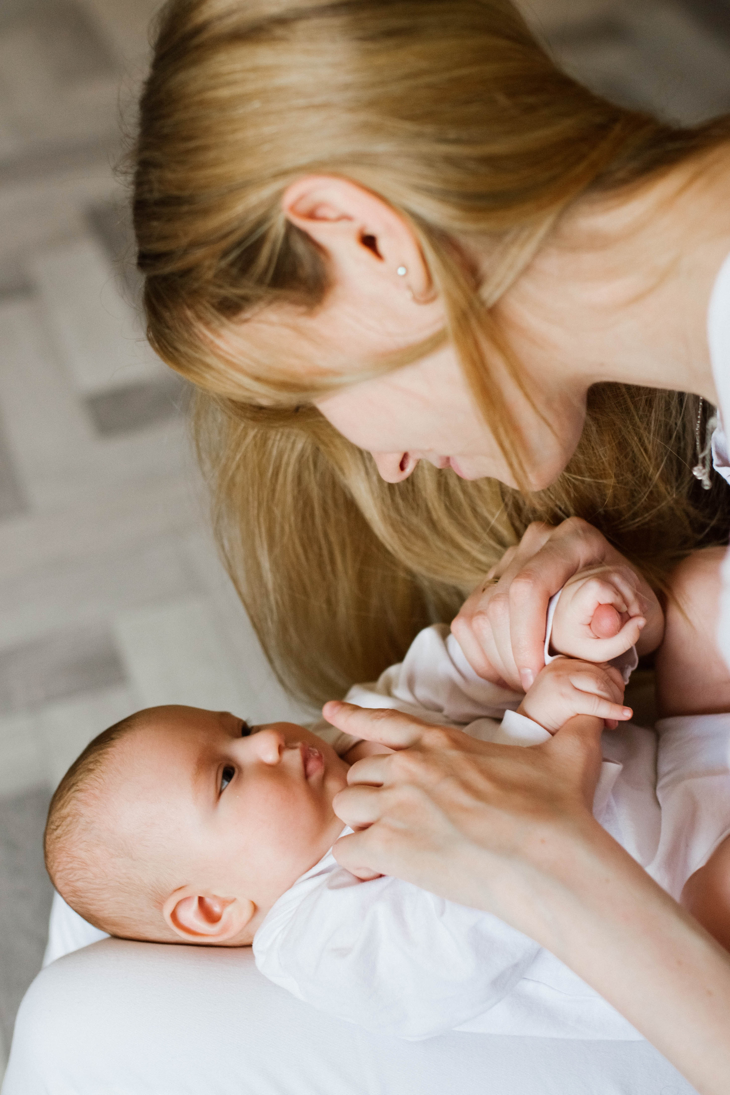 Домашняя сьёмка для Валерии и Вероники. Семейный фотограф в городе Мегион и Нижневартовск Дзюба Татьяна