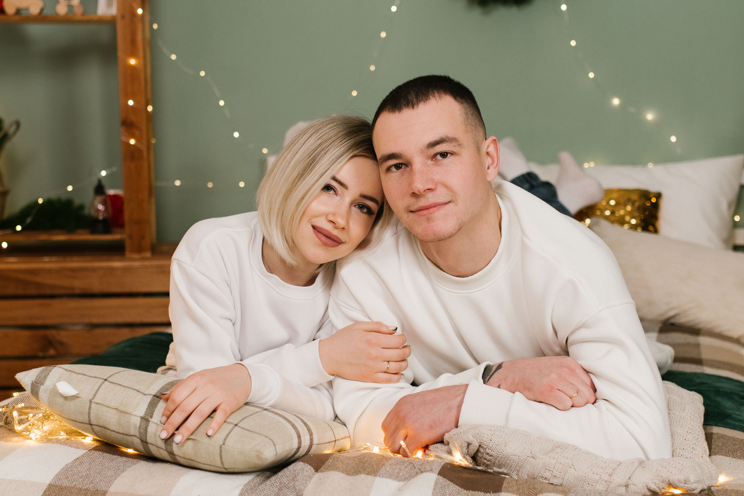 Диана и Глеб долгожданная встреча Новый год с семьей. Семейный фотограф в городе Мегион и Нижневартовск Дзюба Татьяна