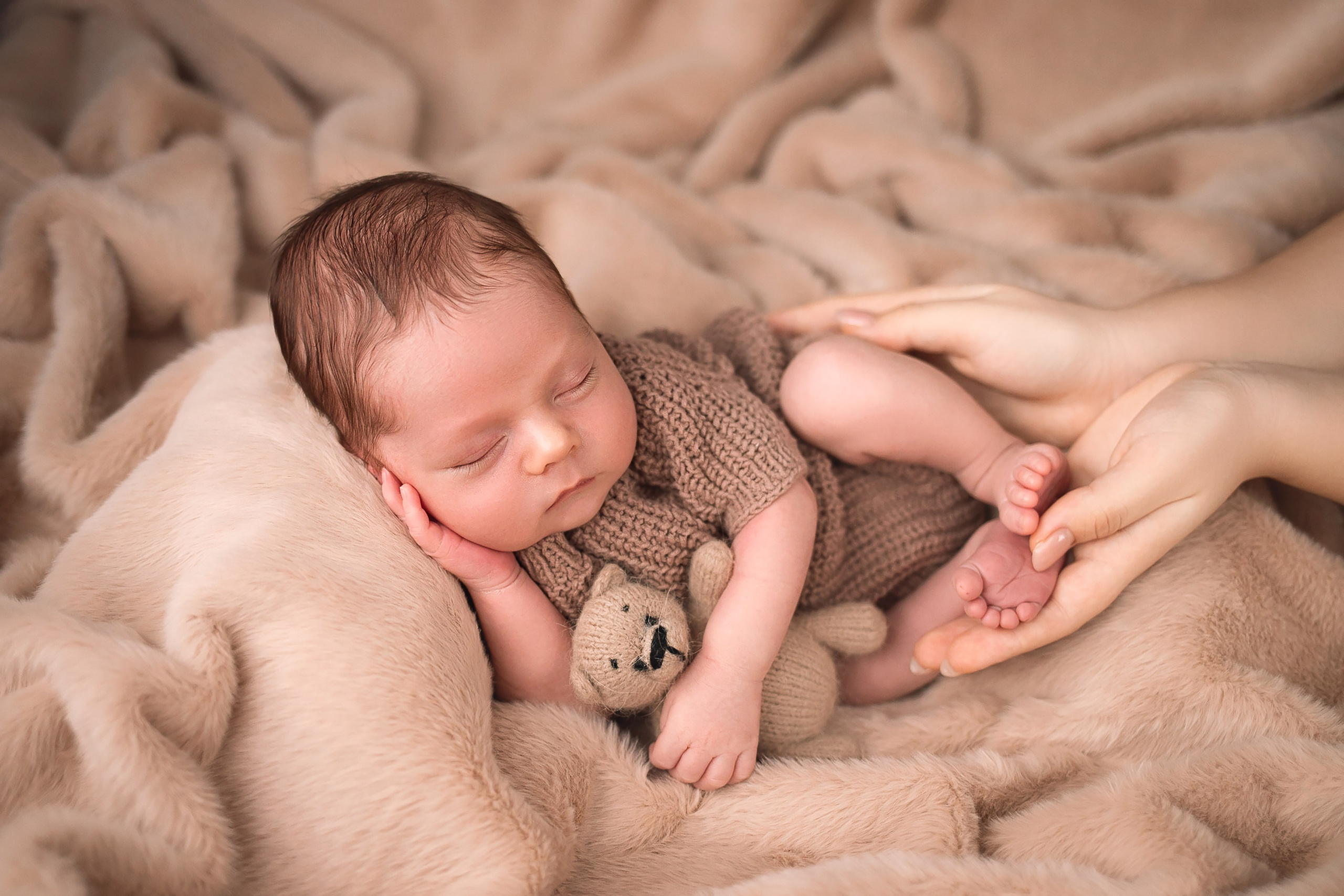 Фотосессия новорожденного. Фотограф новорожденных в Новосибирске