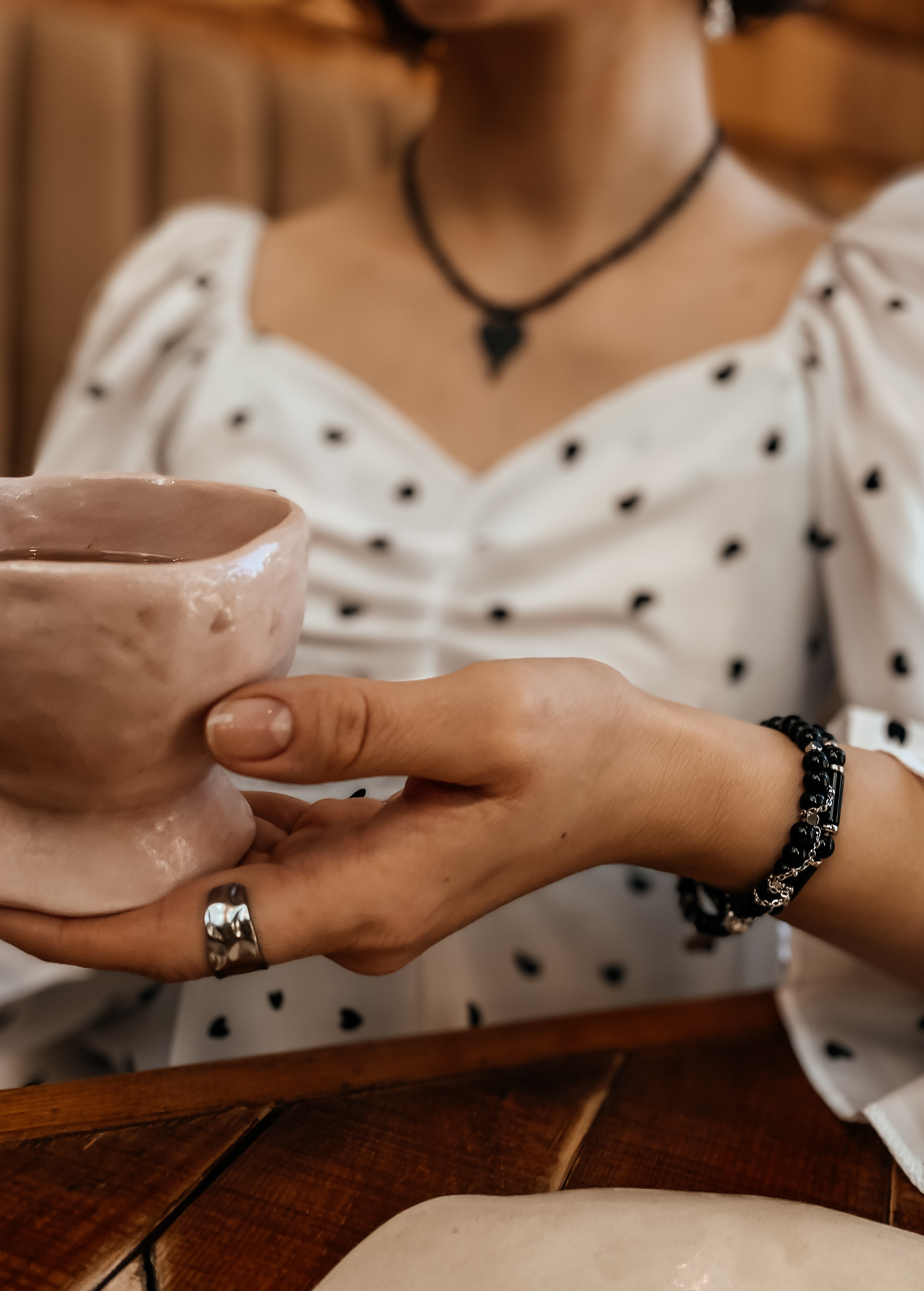 Съёмка творцов в Бюро находок. Olga Popova — Photographer in Morocco