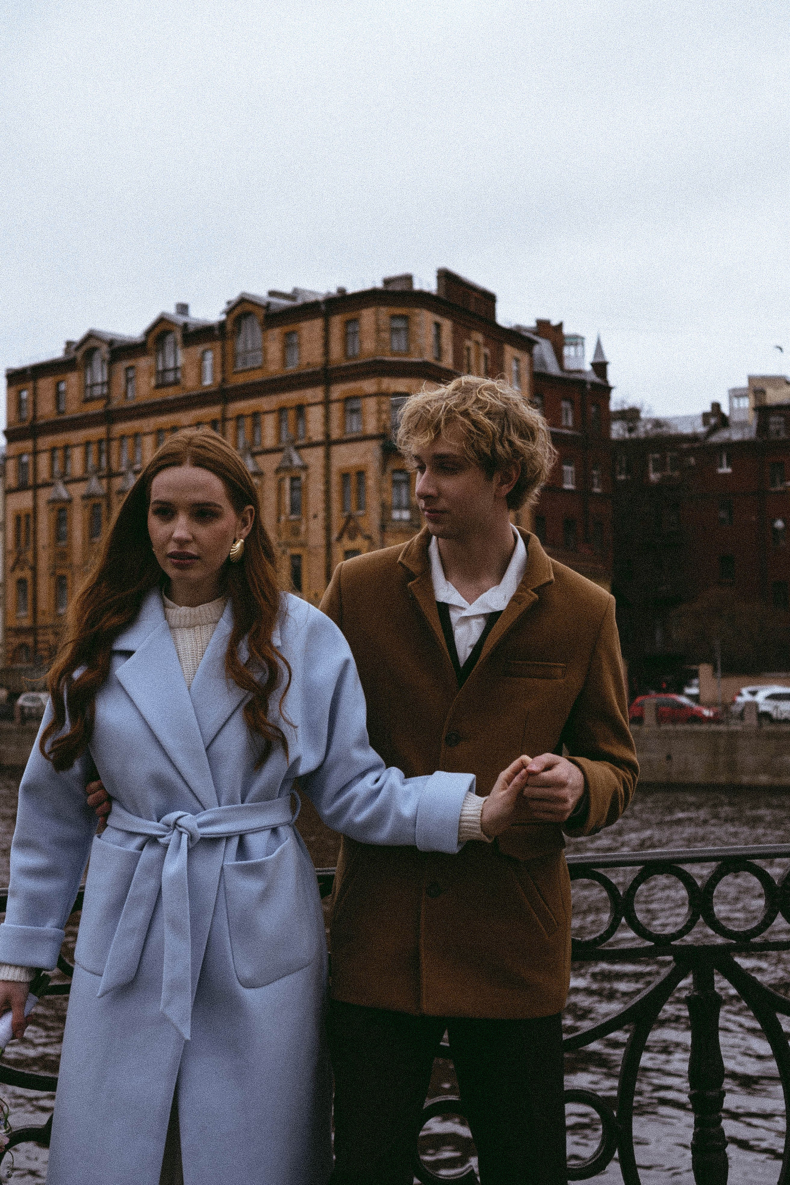 СВАДЕБНАЯ СЬЕМКА В ОТЕЛЕ. СБОРЫ ЖЕНИХА И НЕВЕСТЫ И ТАКЖЕ ТОР И ПОДГОТОВКА К ПРОГУЛКЕ И ПРОГУЛКА ПО ПЕТРОГРАДКЕ. Профессиональный фотограф, Санкт-Петербург — Виктория Богомолова