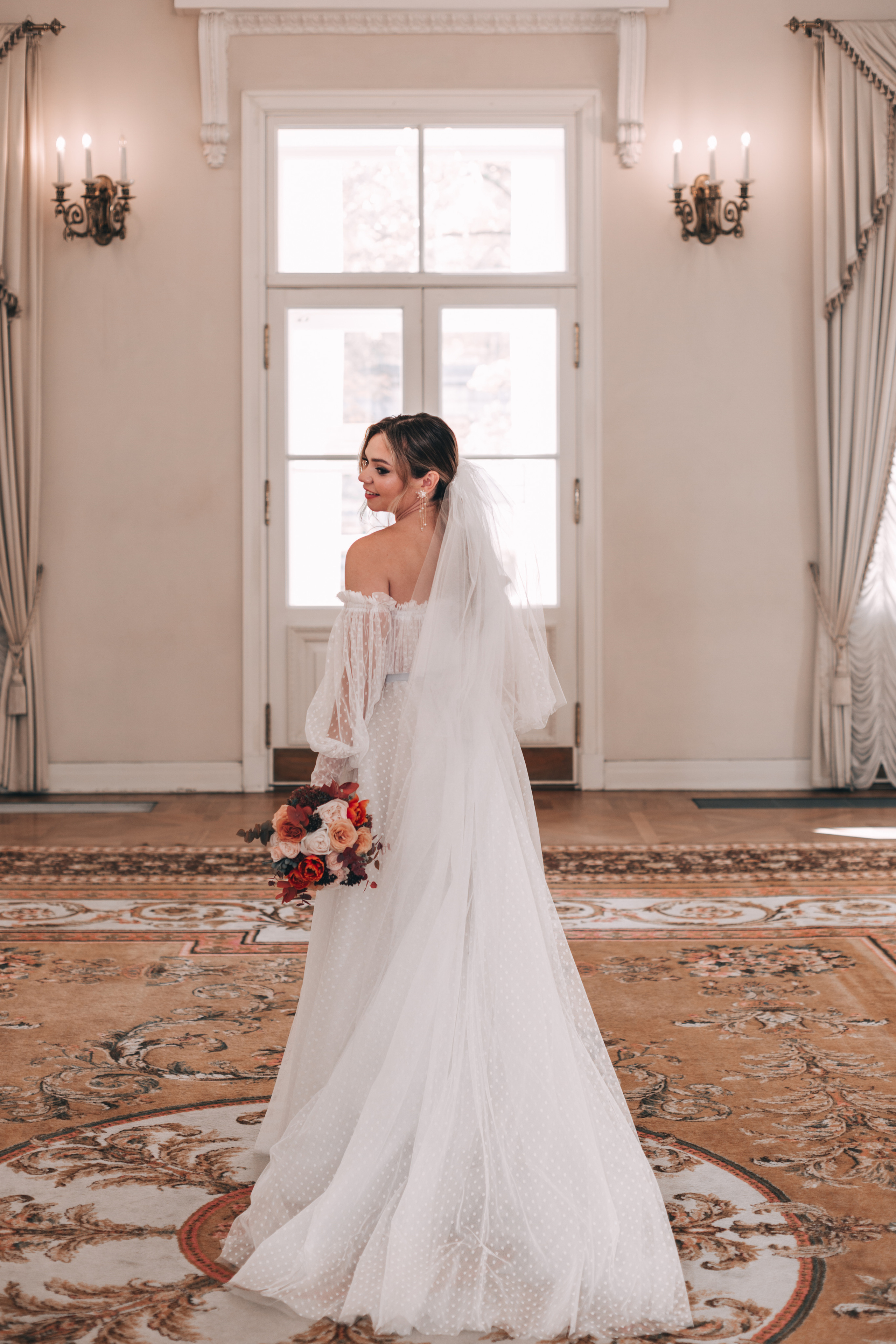 Свадьбы. Юля Шаровьёва семейный и свадебный фотограф в Санкт-Петербурге