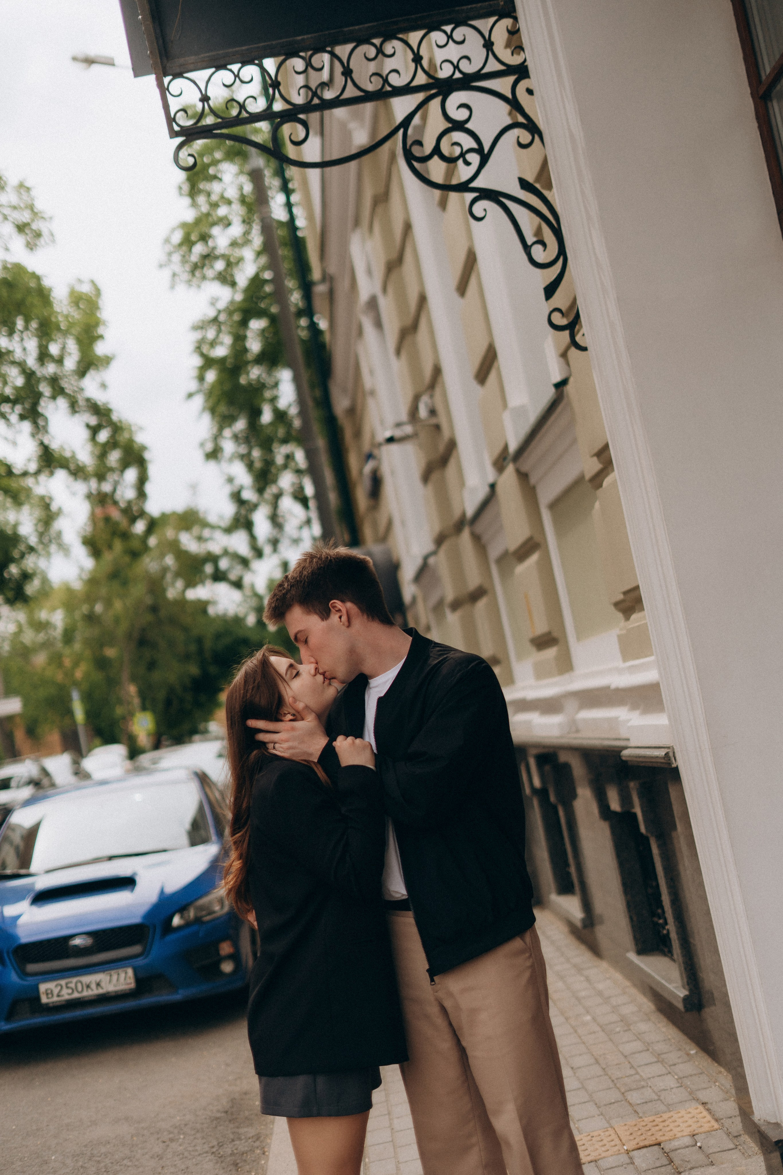 Юля и Даня | Прогулка по улицам Москвы. Фотограф Москва Виктория-Антуанетта