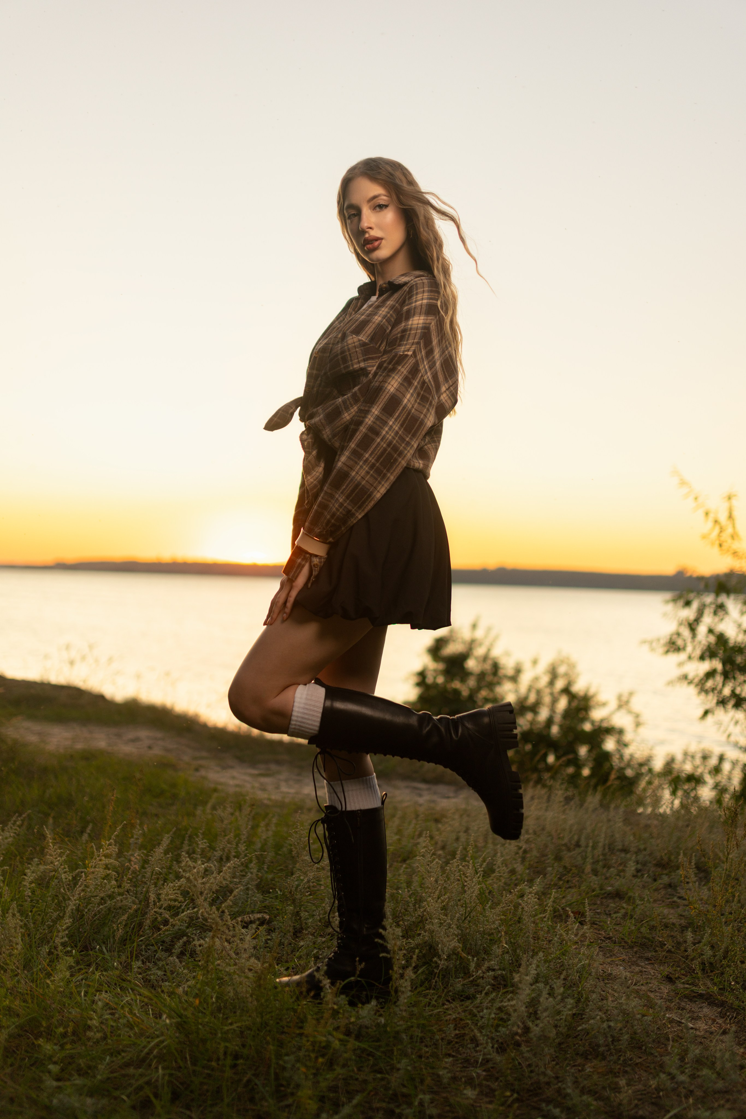 Вечерний фотосет с Ксенией на побережье с дополнительным светом для «себя». Дмитрий Шульгин, портретный фотограф в Воронеже