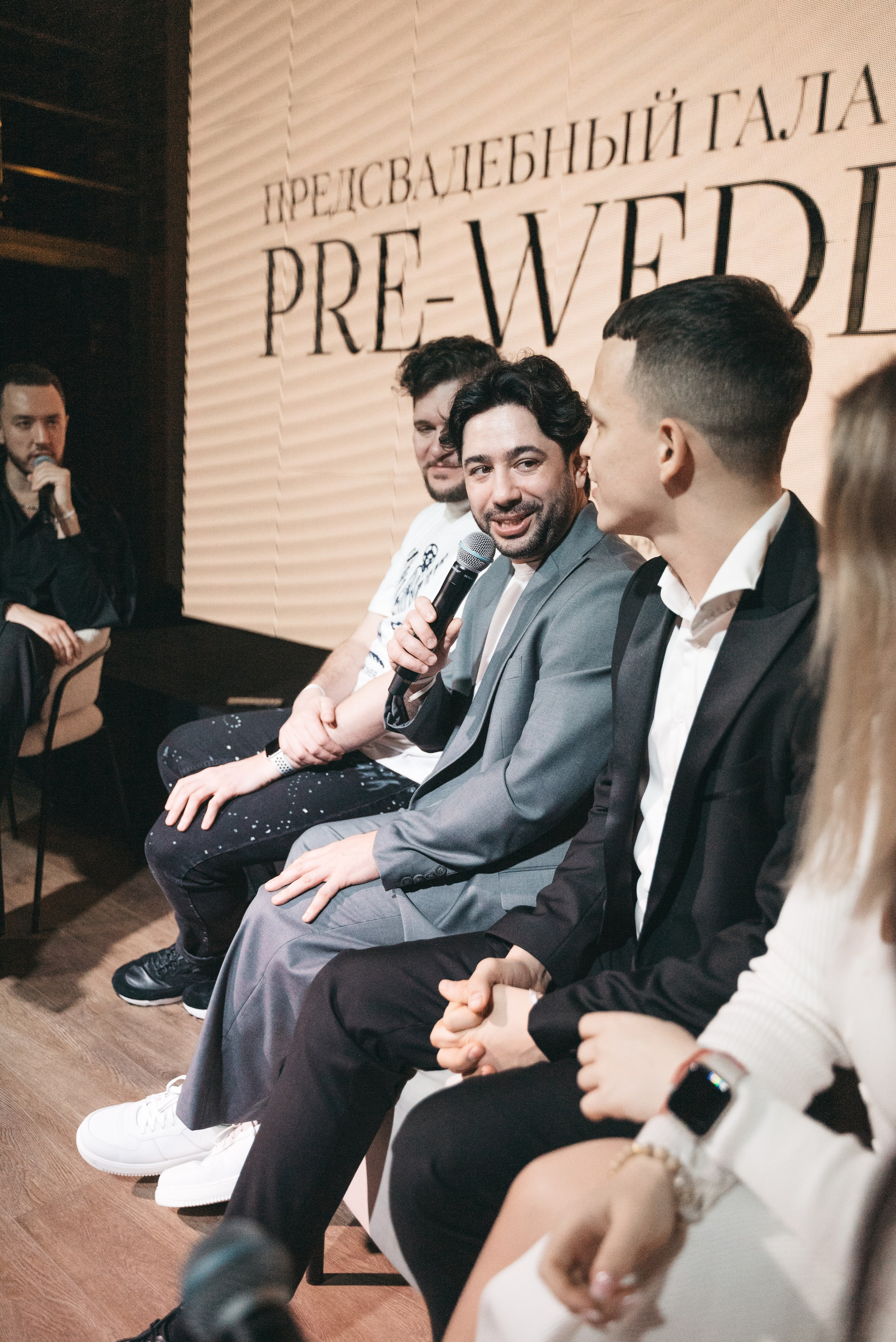 WhiteRoom Pre-wedding. Репортажный и свадебный фотограф в Сургуте