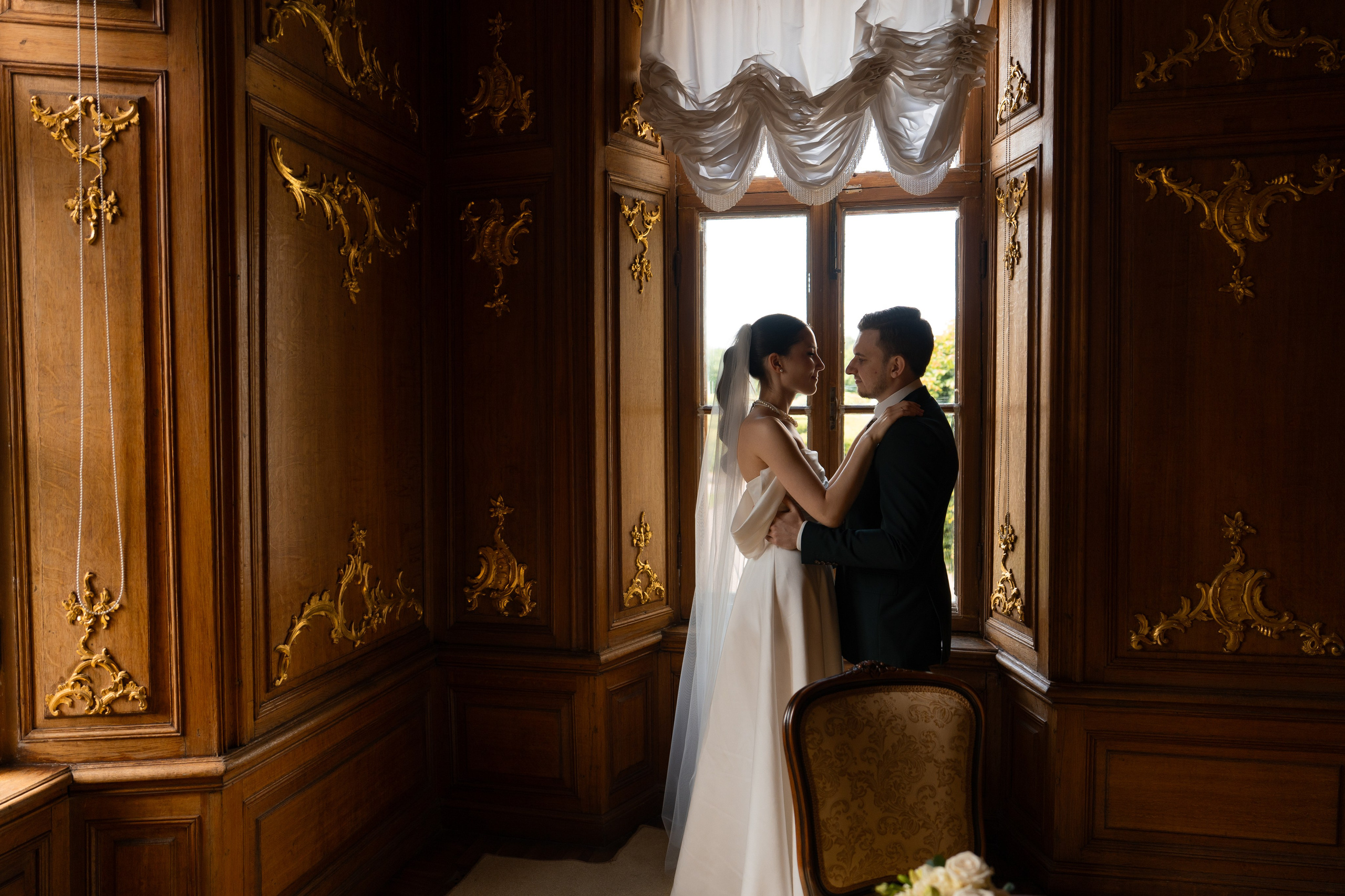 Влад и Илина в Кусково. Свадебный фотограф в Москве Анна Полушина