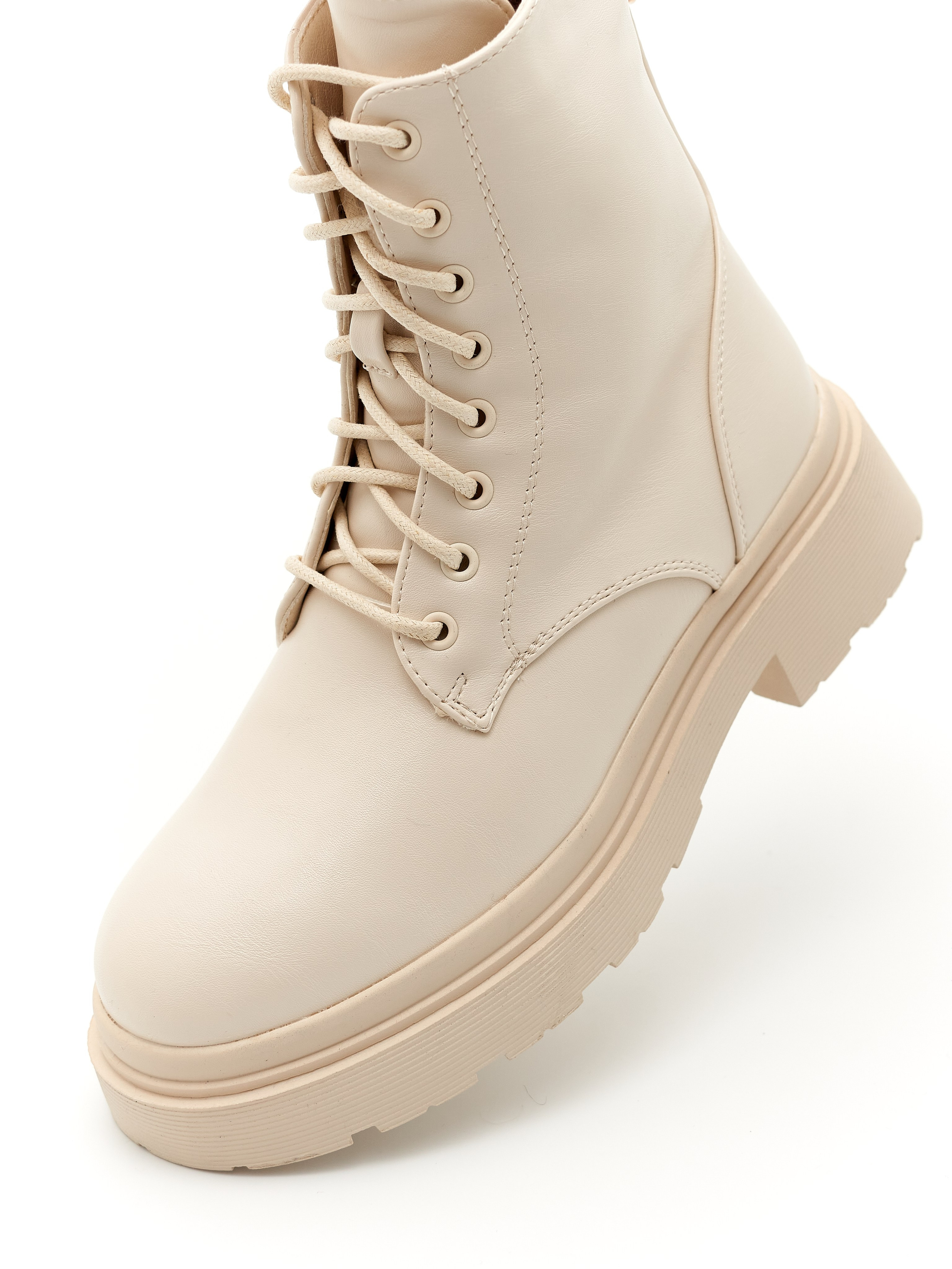 Обувь. Каталожный предметный фотограф