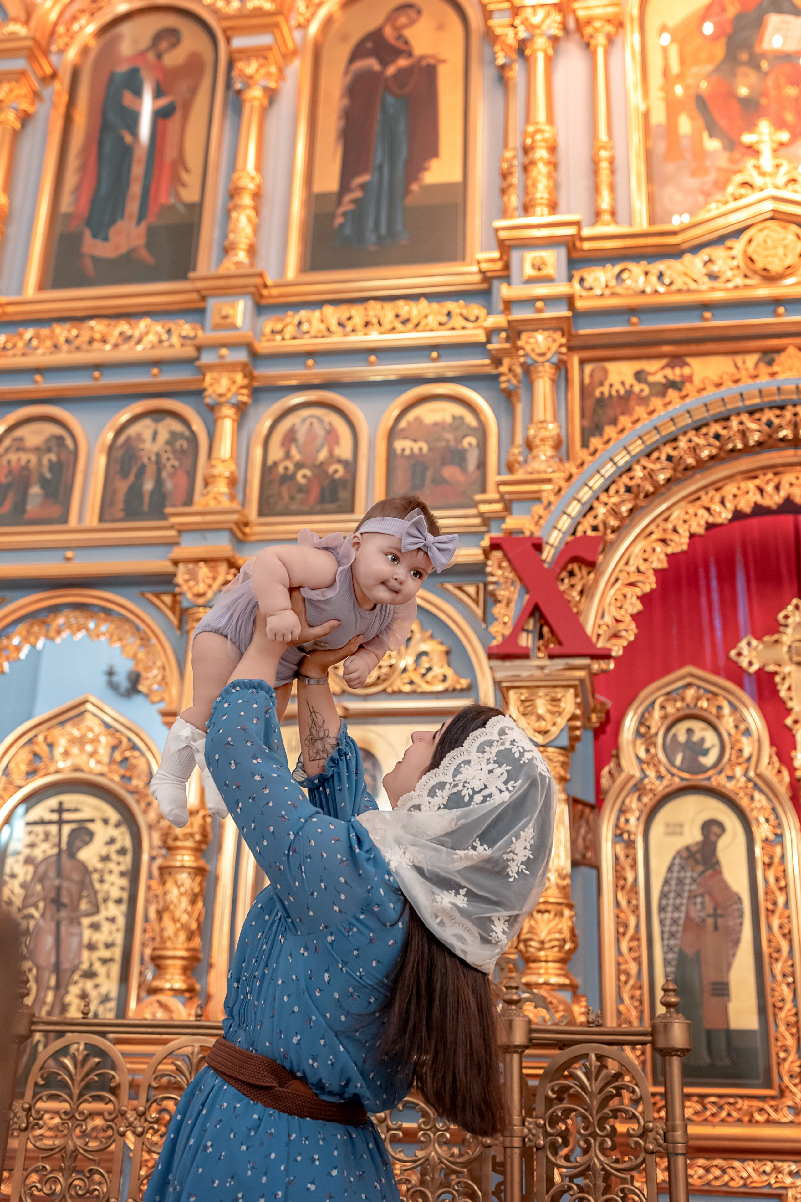 Съемки в храме. Семейный и церковный фотограф в Нефтеюганске
