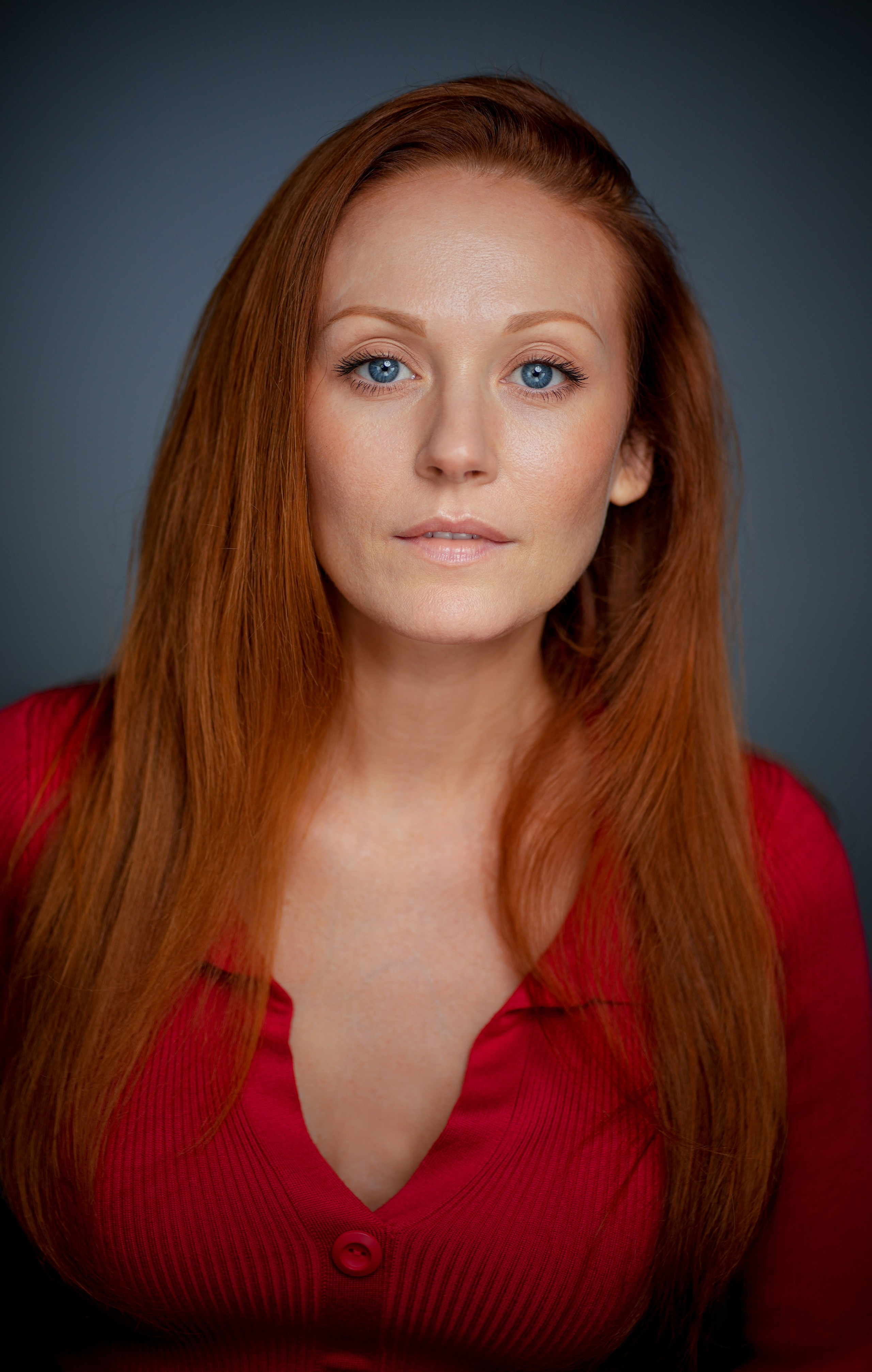 Актриса Софья Золотая. Портретная съемка в Москве, студийный фотограф Игорь Фомин