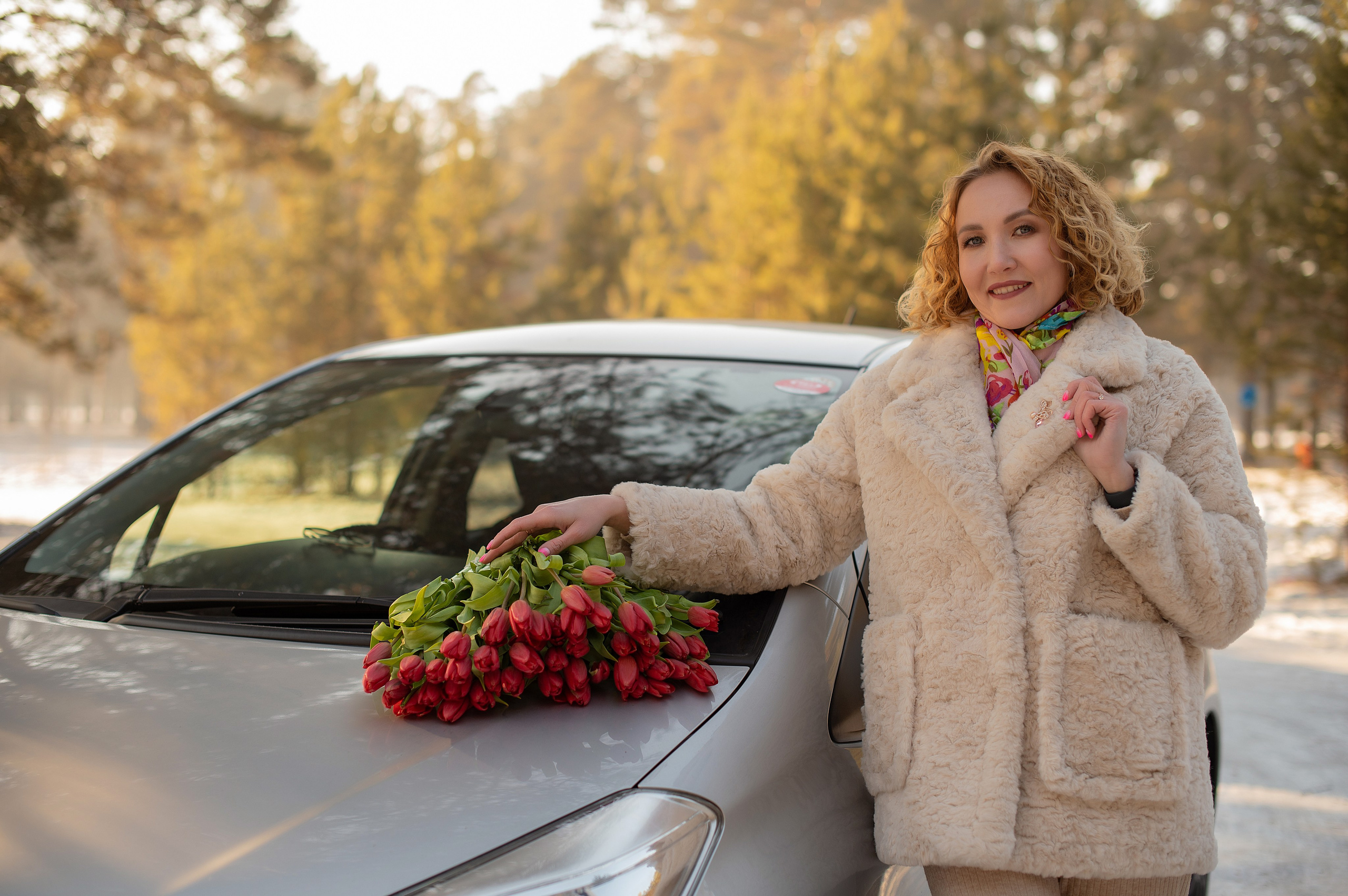 Ира тюльпаны в снегу. Фотограф Виктория Воронина