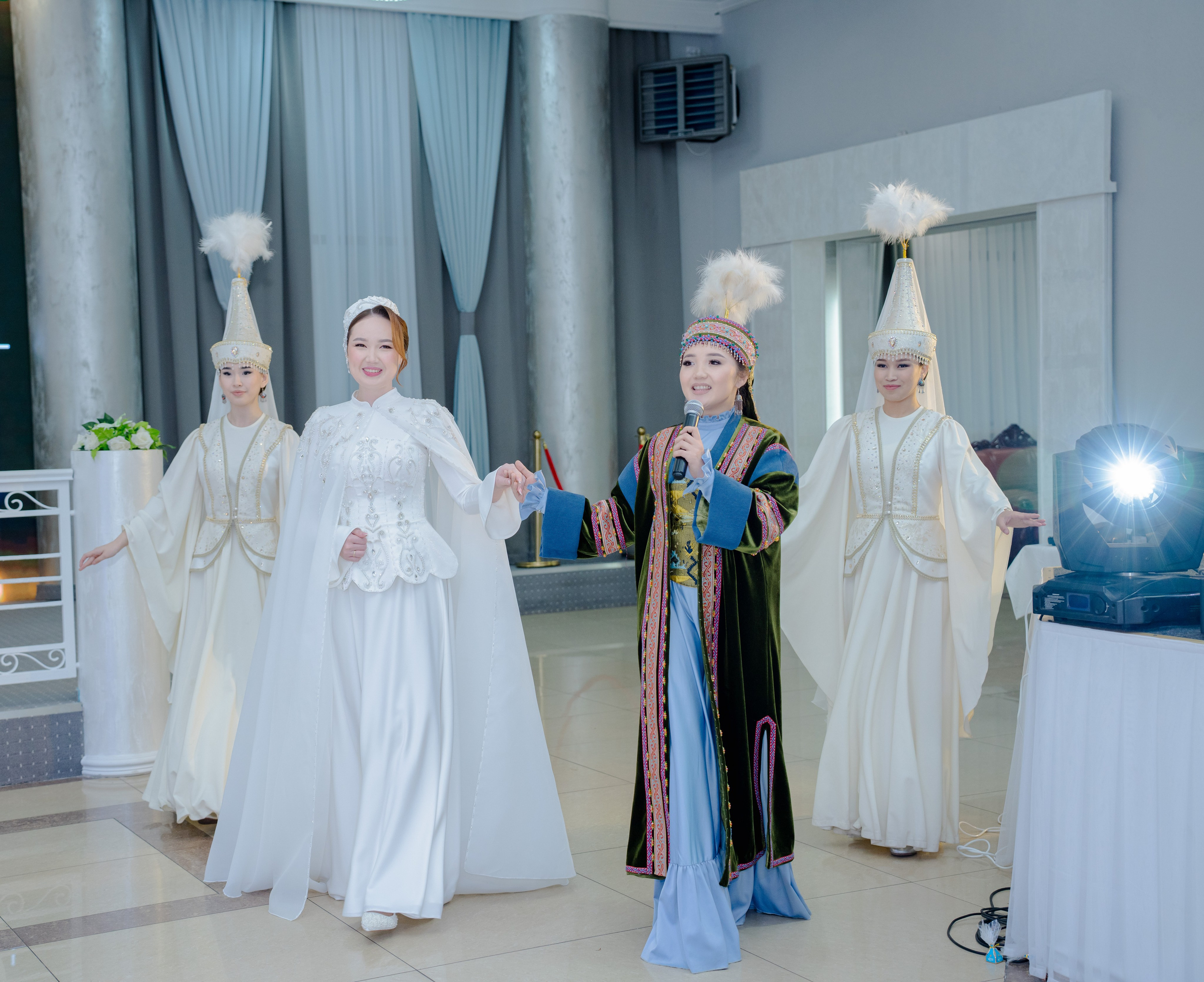 KAMILLA QYZ UZATU. Nomad media