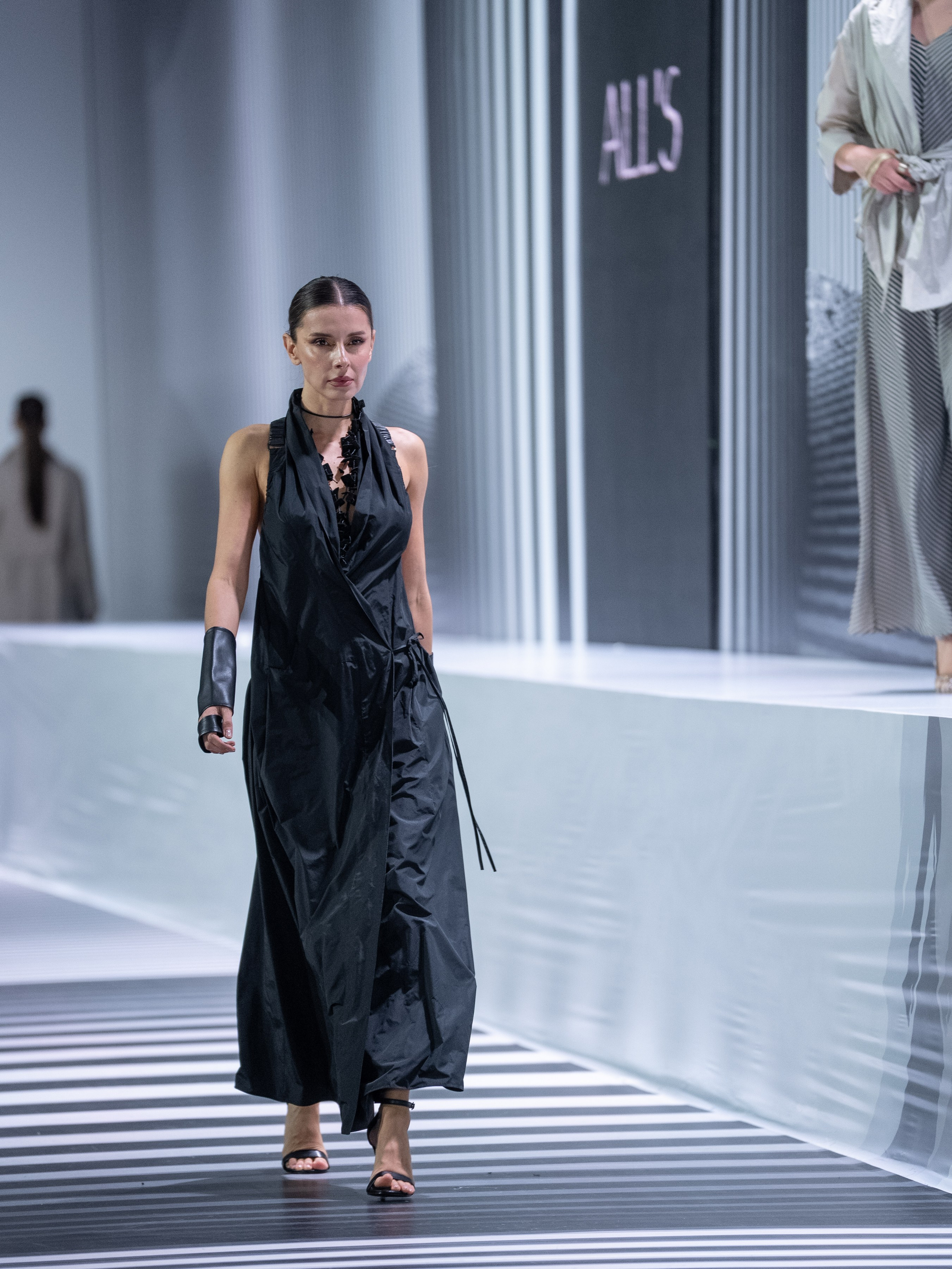 ALL’S (Tanya Levitskaya, Германия). Сайт Алматинского НЮ АРТ, будуар и фэшн фотографа Дениса Карпенко