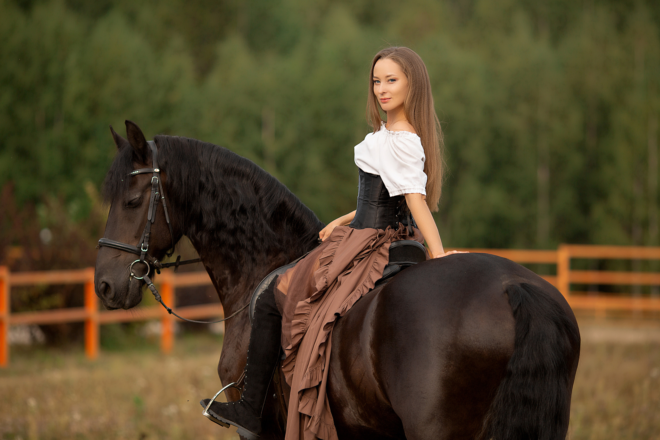 Надежда и Ферзь (КСК «Курцево»). Фотосессия с лошадьми в Нижнем Новгороде