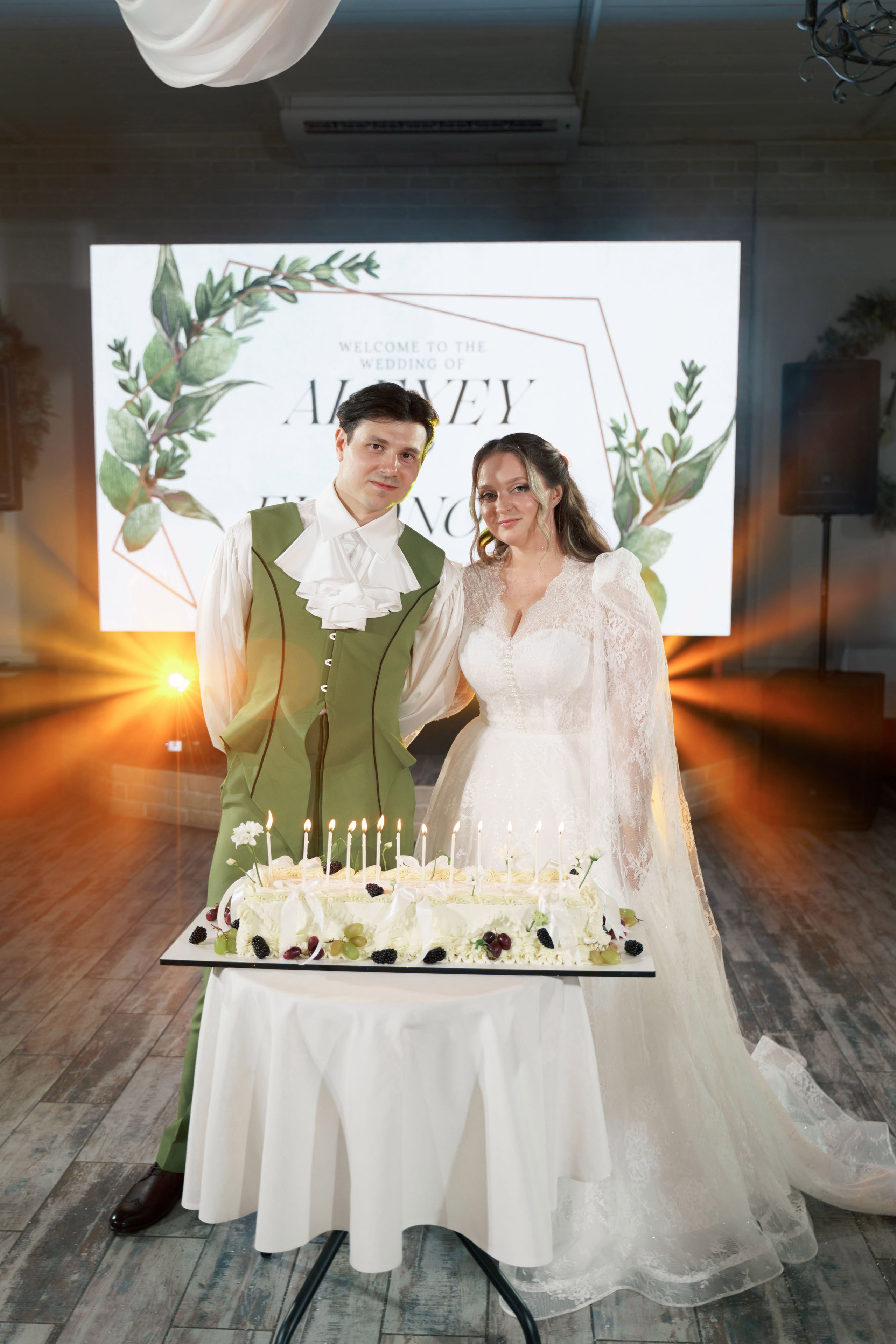 фотосессия свадебного банкета торт