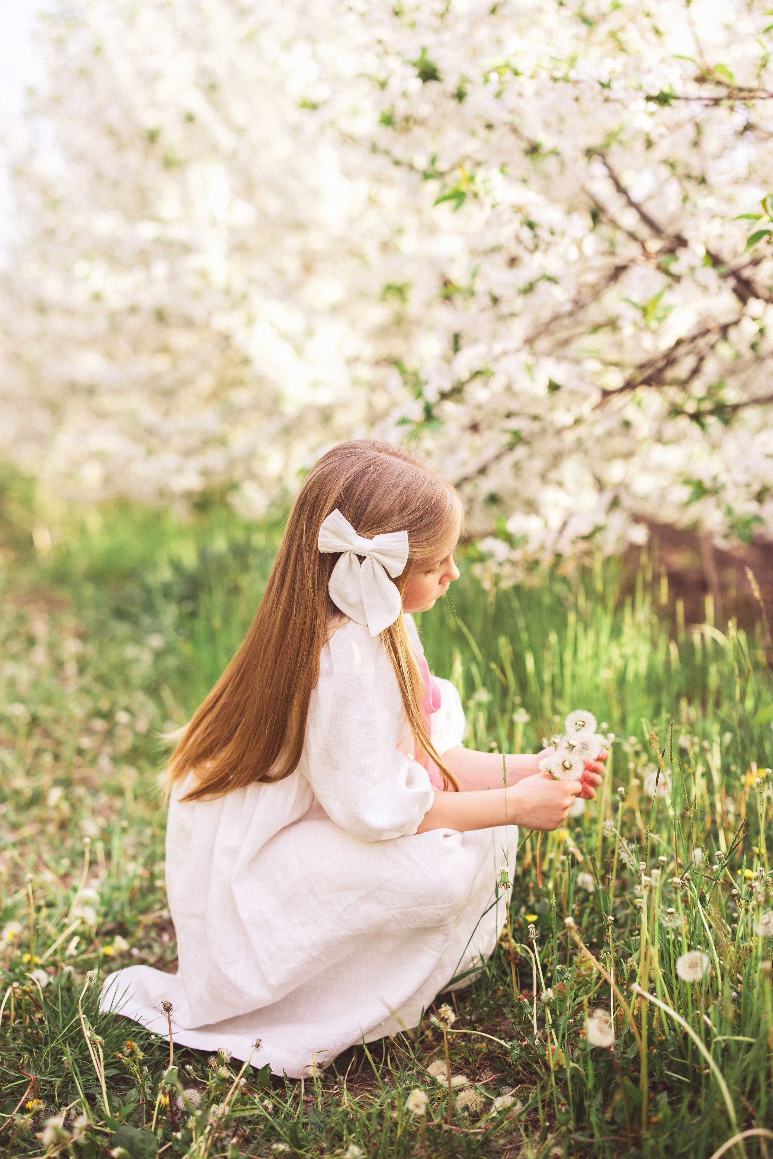 Фотосессия в цветущем саду с козочкой. Семейный и детский фотограф в Краснодаре Анна Трашкова