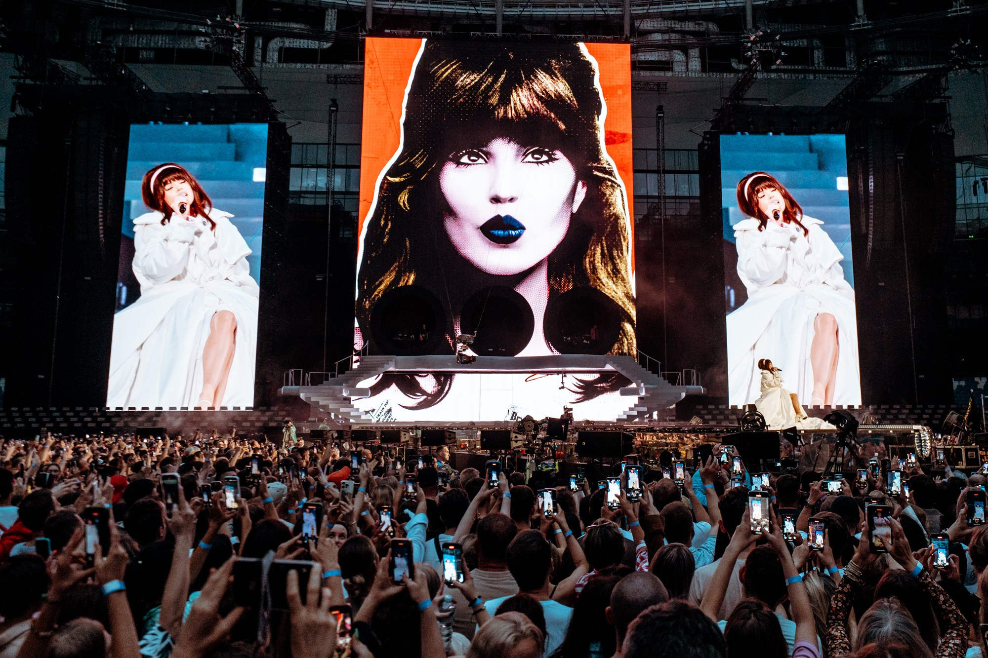 Zivert. Магия музыки в кадре: Концертная Фотография