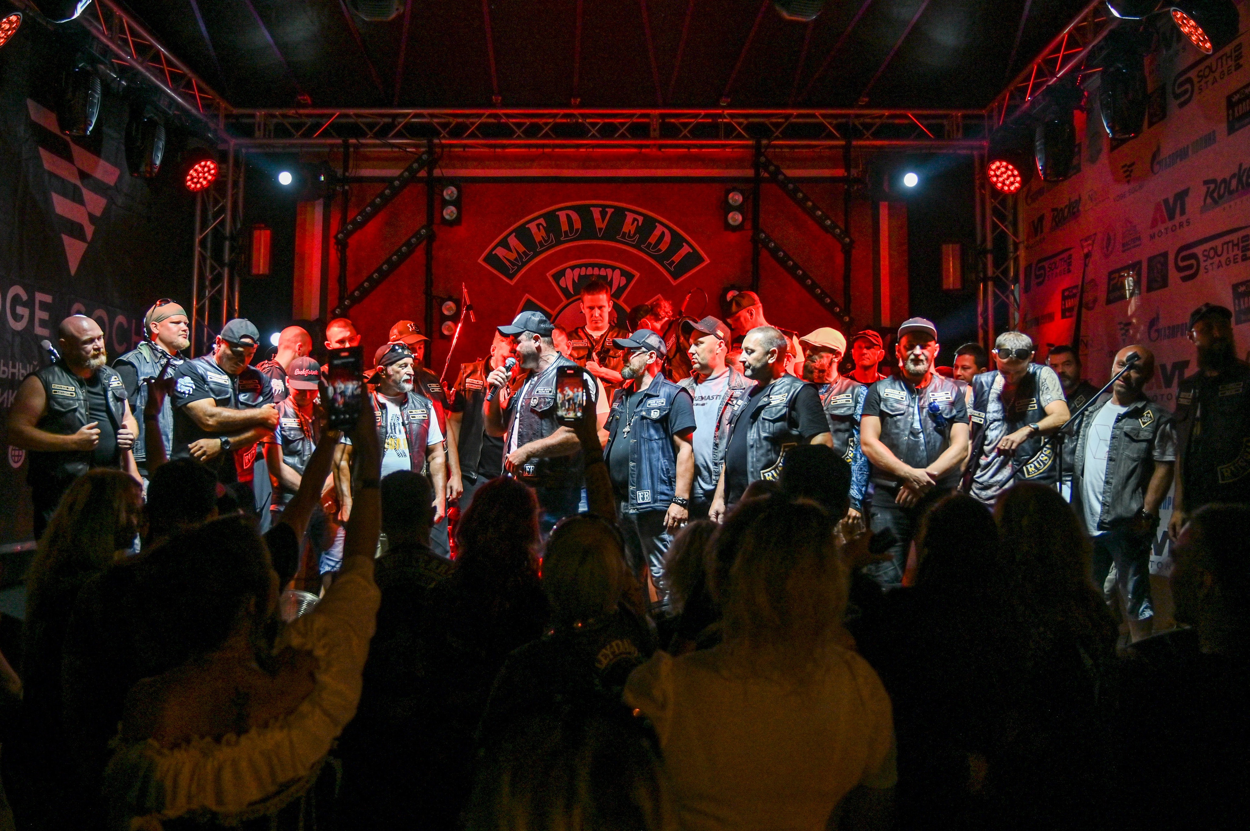 11- ый Ежегодный Байк Фестиваль " Медвежья МОТО ПОЛЯНА». Фотографирую счастливых людей в Сочи