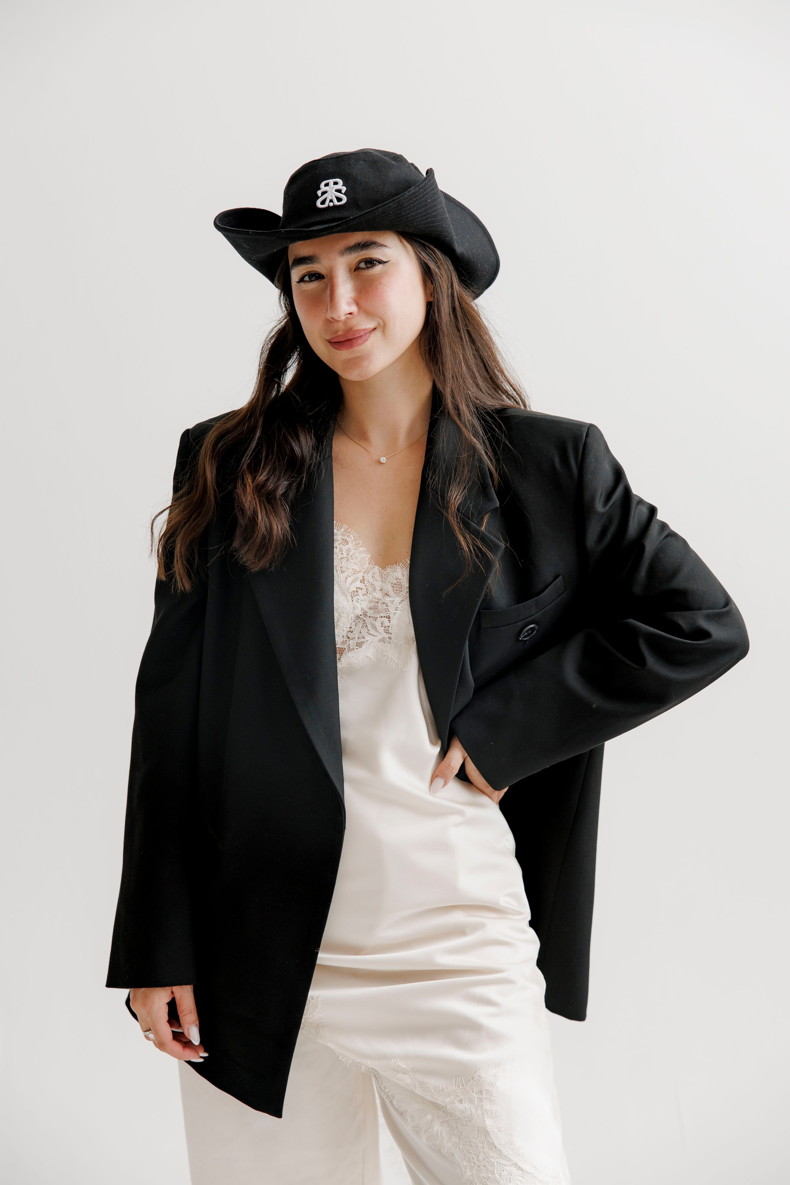 Family photoshoot inside the studio. Wedding and family photographer