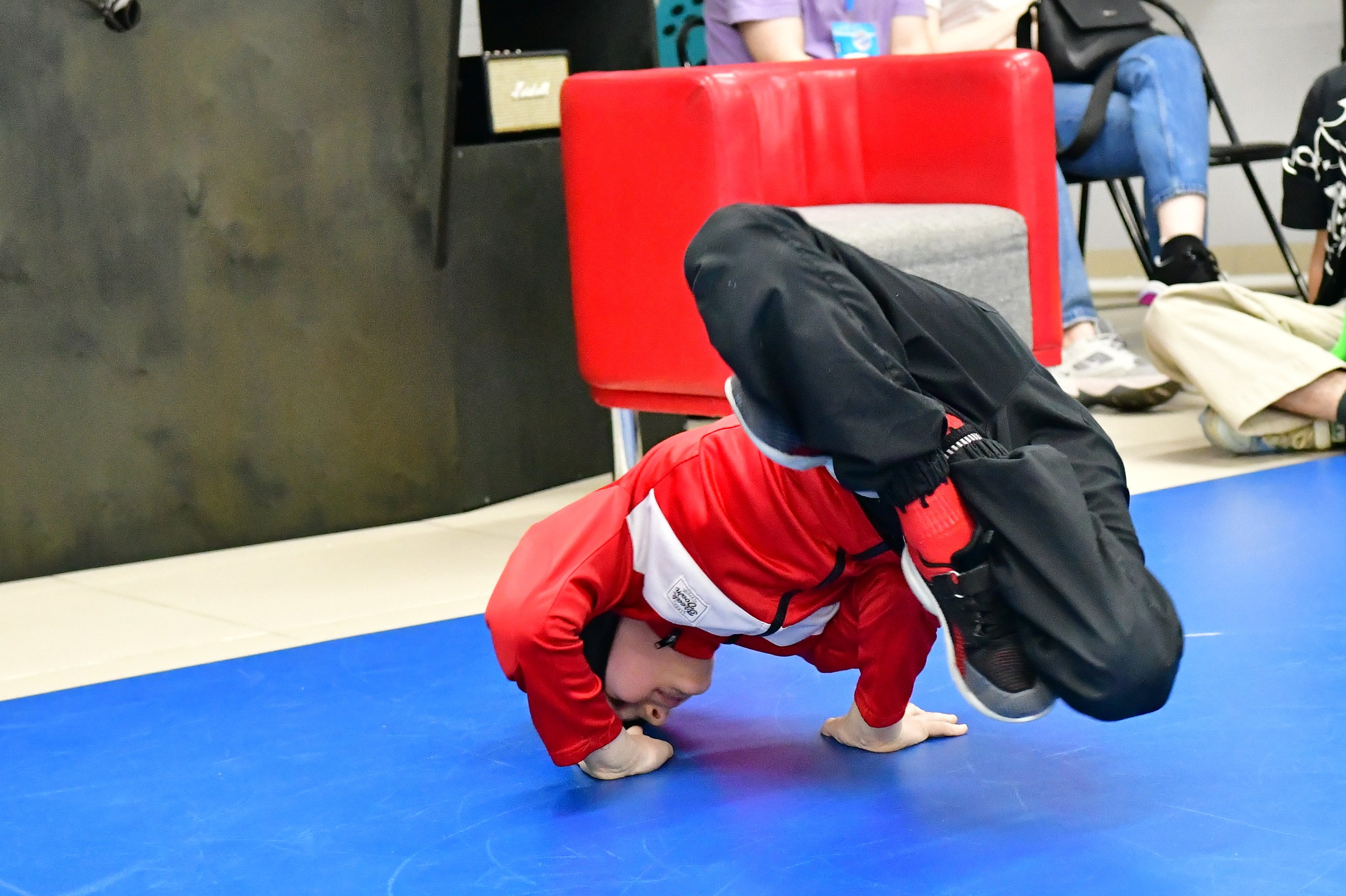 Брейк. Дворцовые перевороты. Фото детских спортивных мероприятий и всякое интересное через объектив