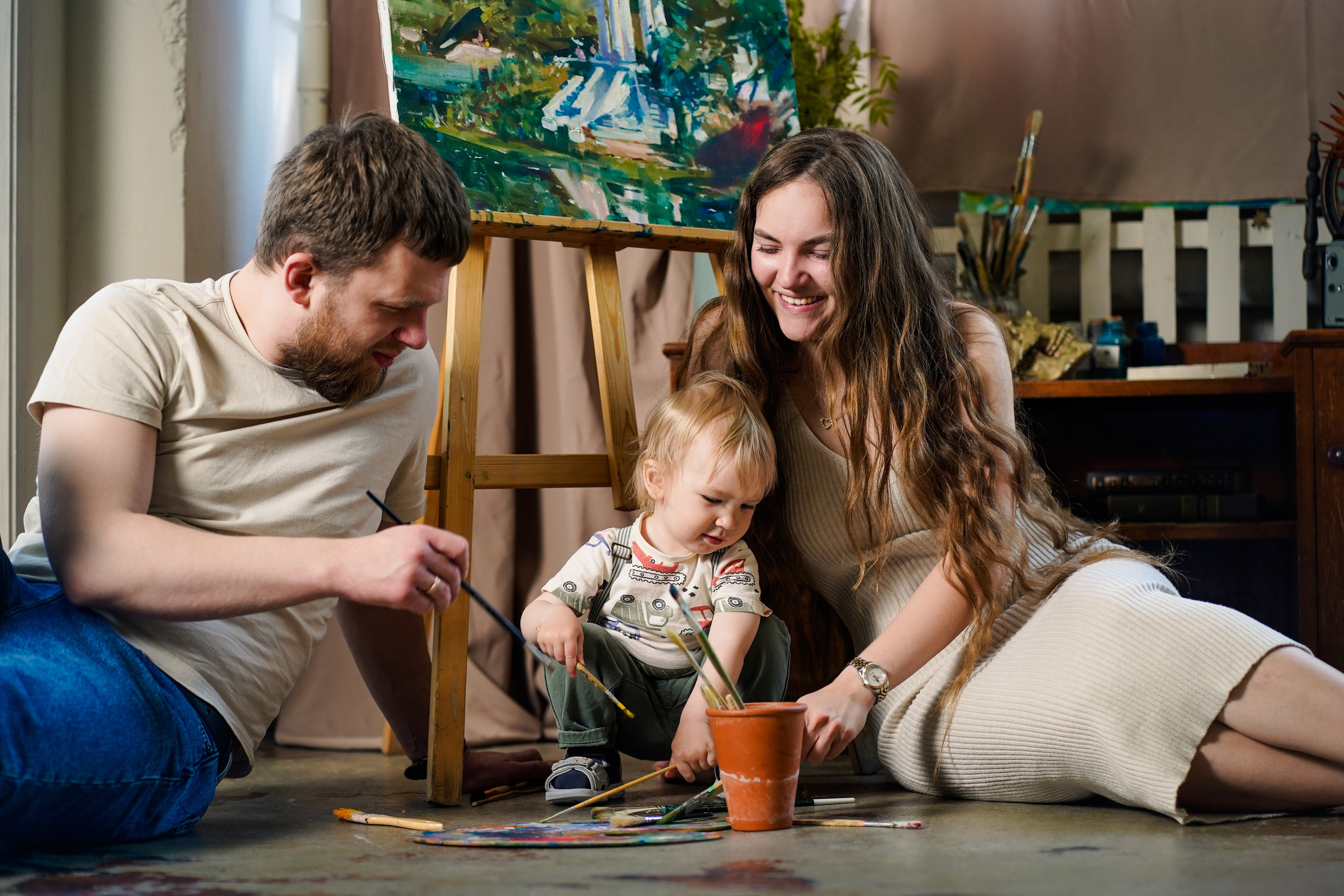 Семья с малышом в фотостудии. Семейный и портретный фотограф в Екатеринбурге Анна Лобанова
