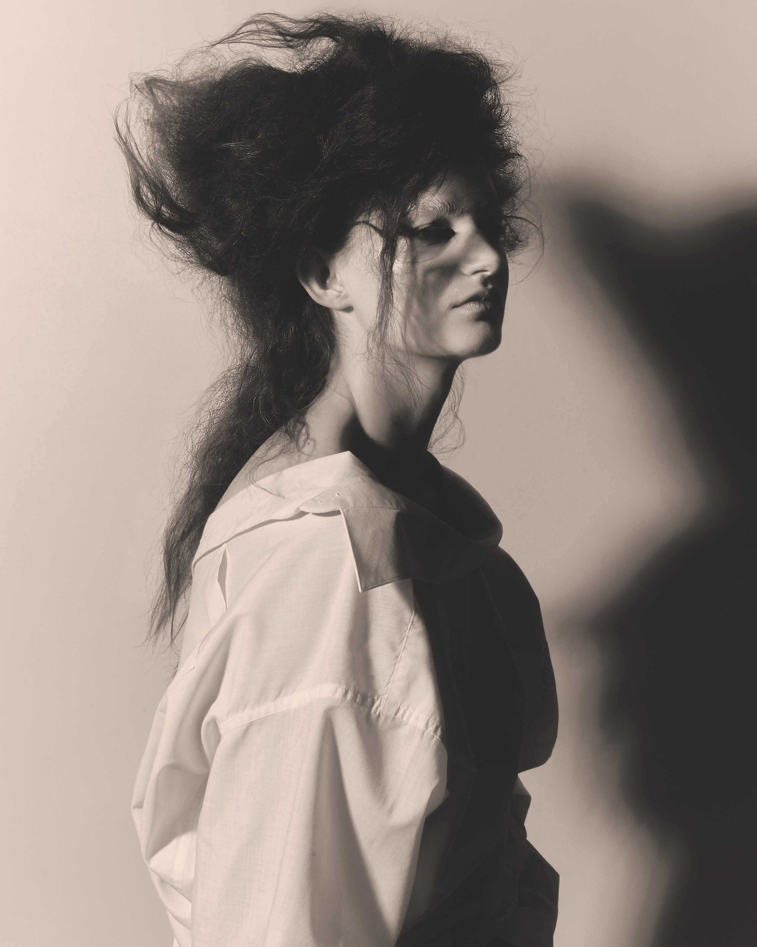 Портфолийная фотосъёмка мастера по укладкам. Святослав Лебедев | Рекламный фотограф — Коммерческая съемка, Арт-дирекшн, AI-интеграция