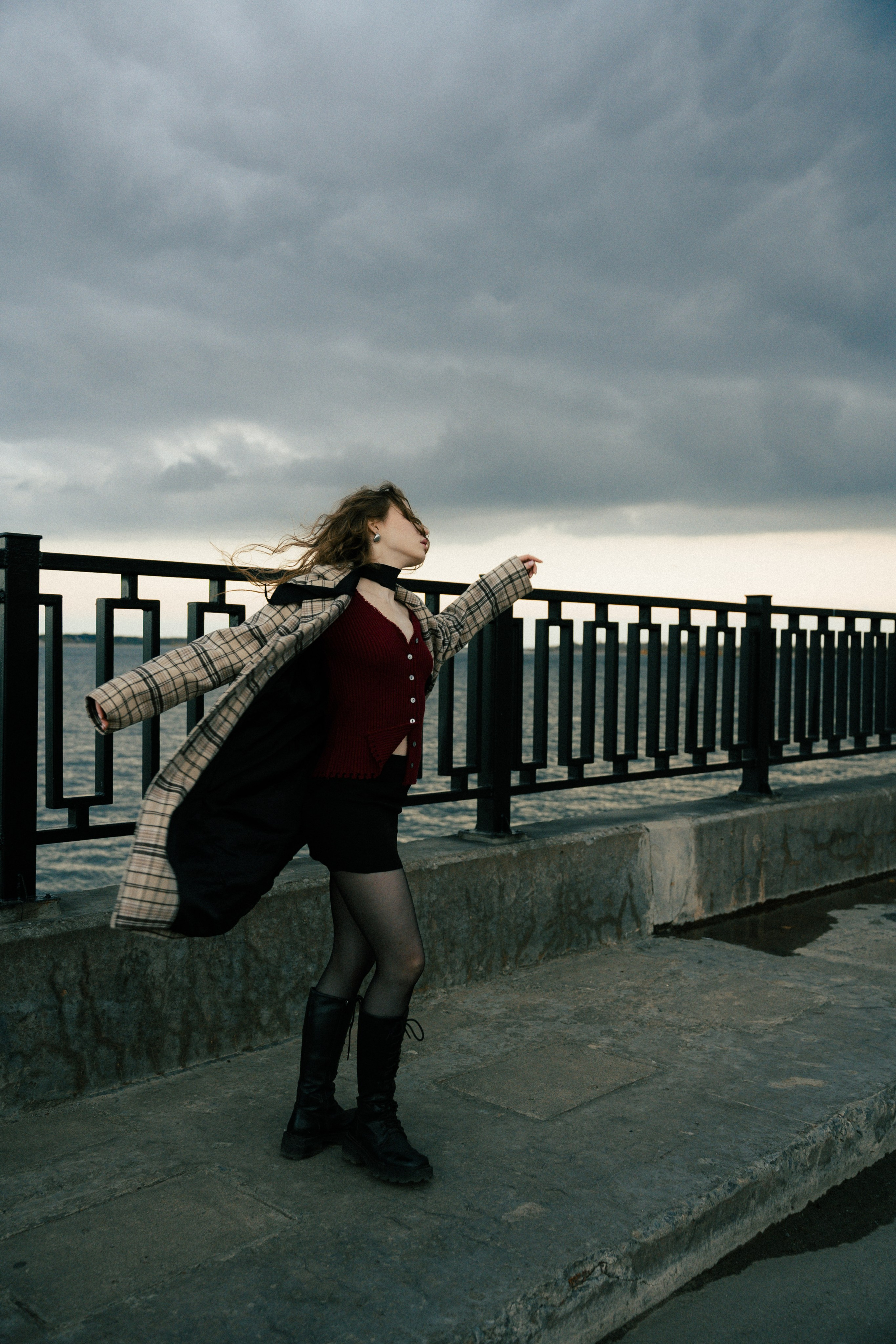 Осень, набережная, Поля. Фотограф Мариам Воробьева