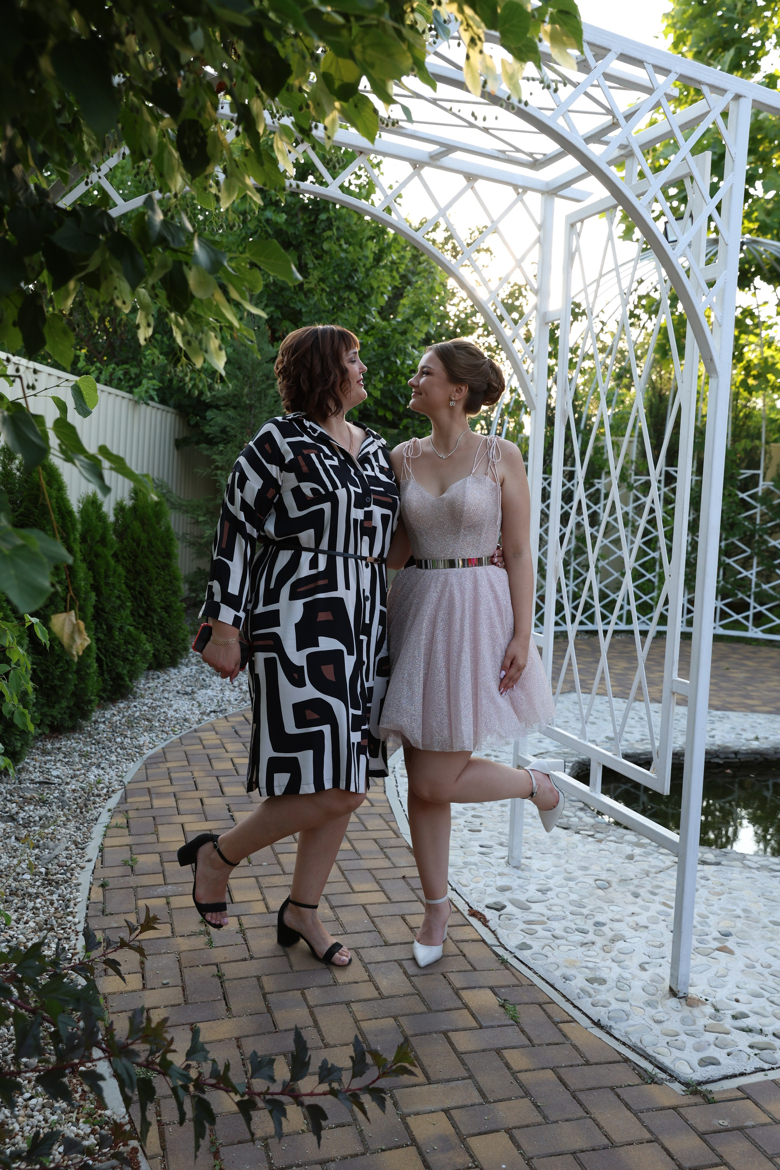 Выпускной 9 класс. Фотограф Любава Колесник. Выпускные альбомы в Крымском районе