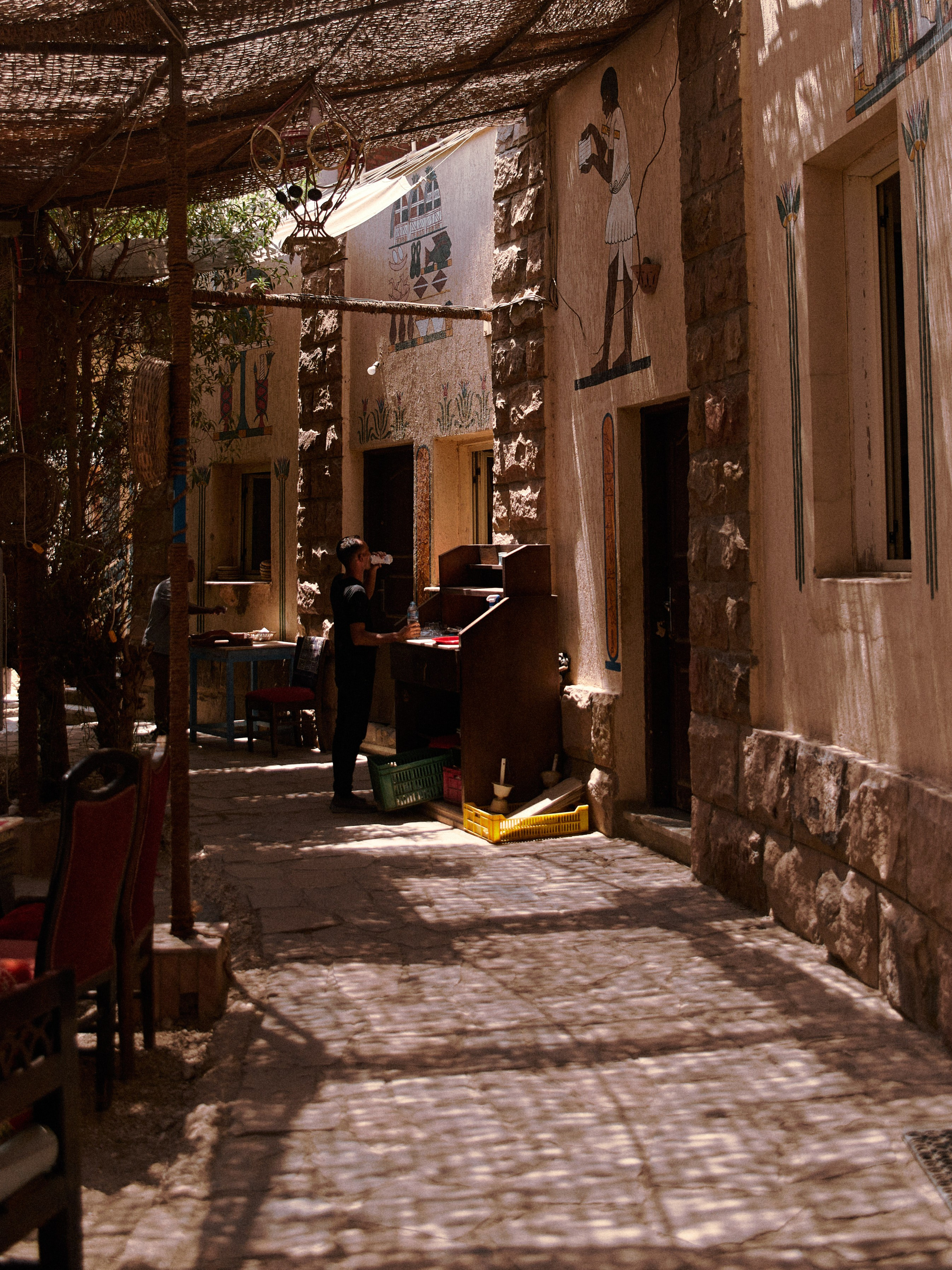 Улицы. Jorgis Talè — photographer, kind person, teacher of arts and other mag