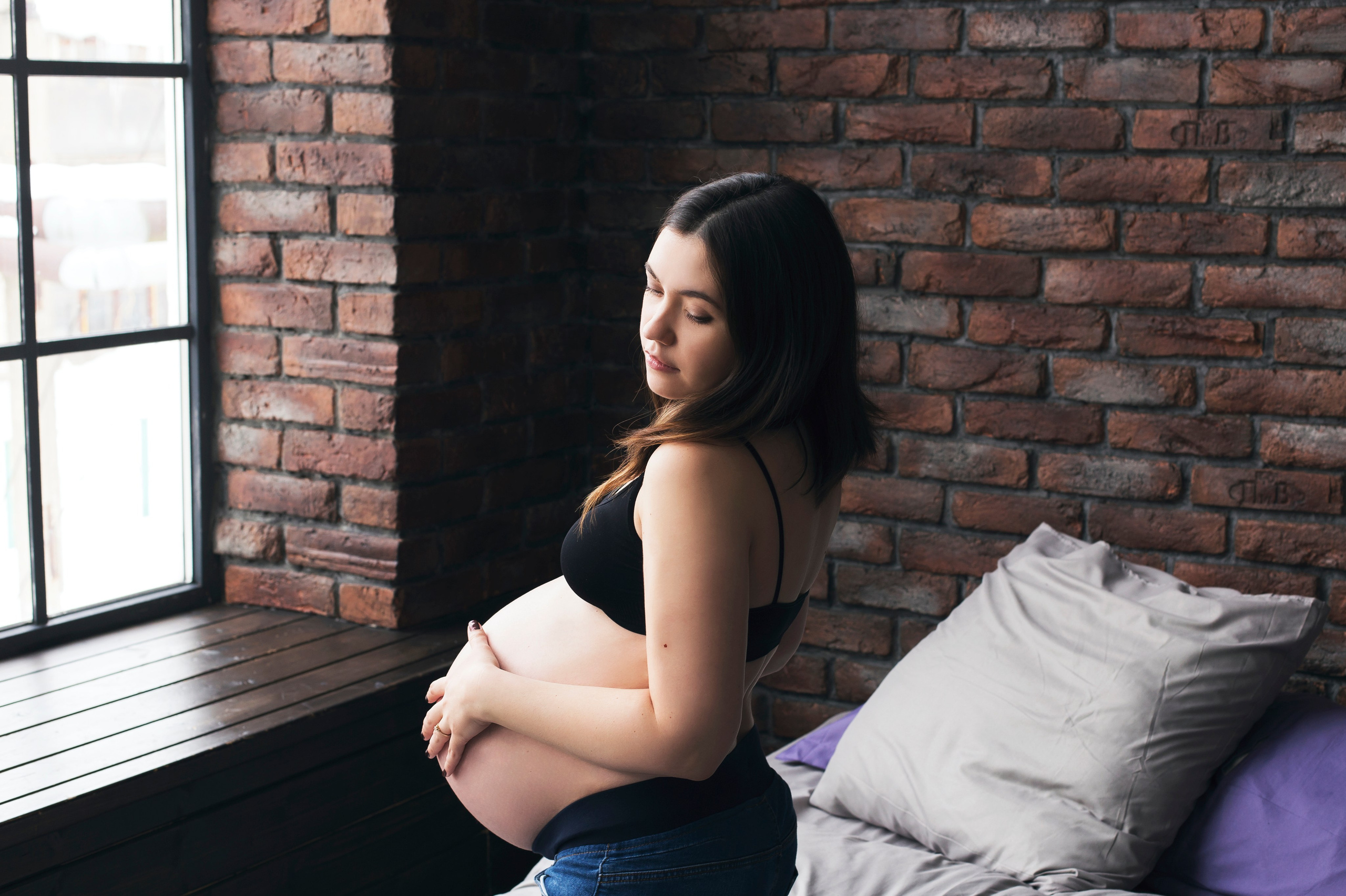 Съемка беременности в студии. Фотограф новорожденных и детский в Сергиевом Посаде Кругликова Юлия