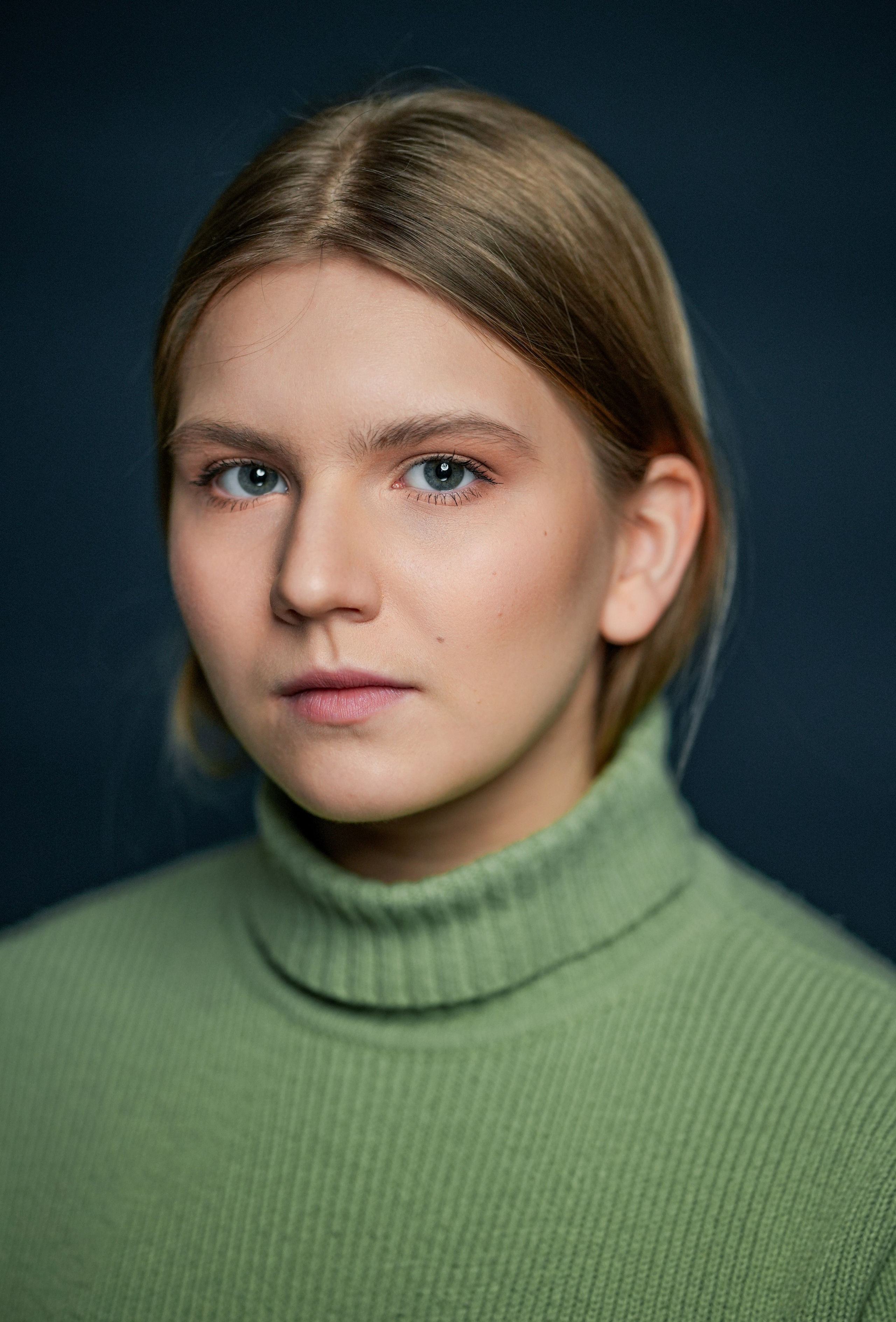 Актриса Мария Ханычева. Портретная съемка в Москве, студийный фотограф Игорь Фомин