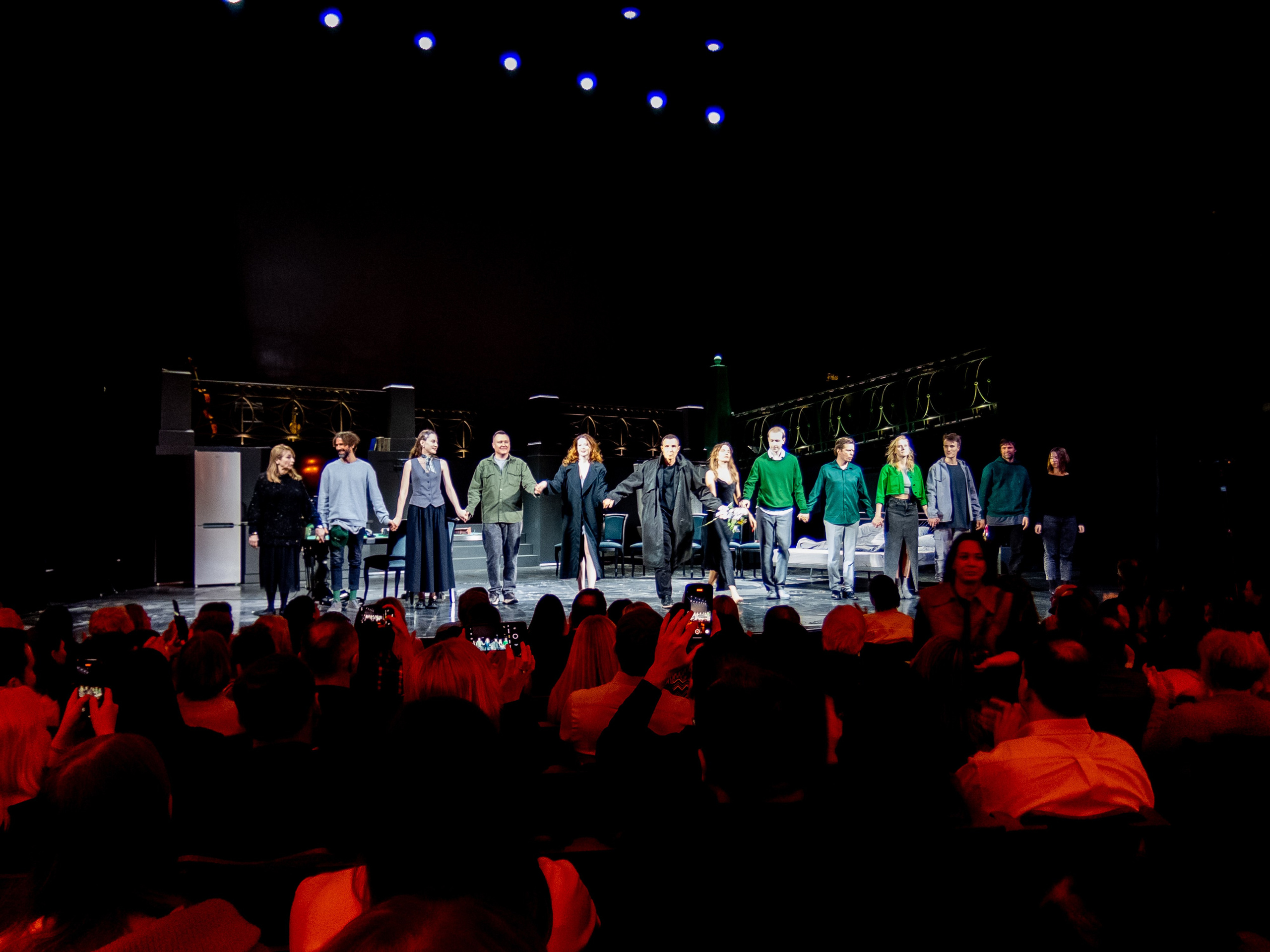 Маскарад с закрытыми глазами. Переосмысление. Искусство фотографии. Мария Осокина