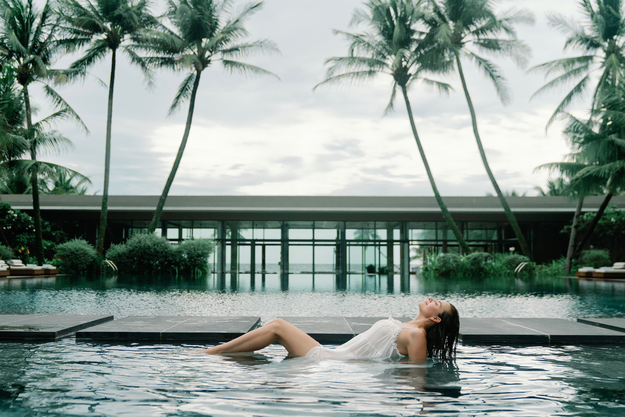 Women. PhuQuoc photographer — Phu Quoc wedding photographer