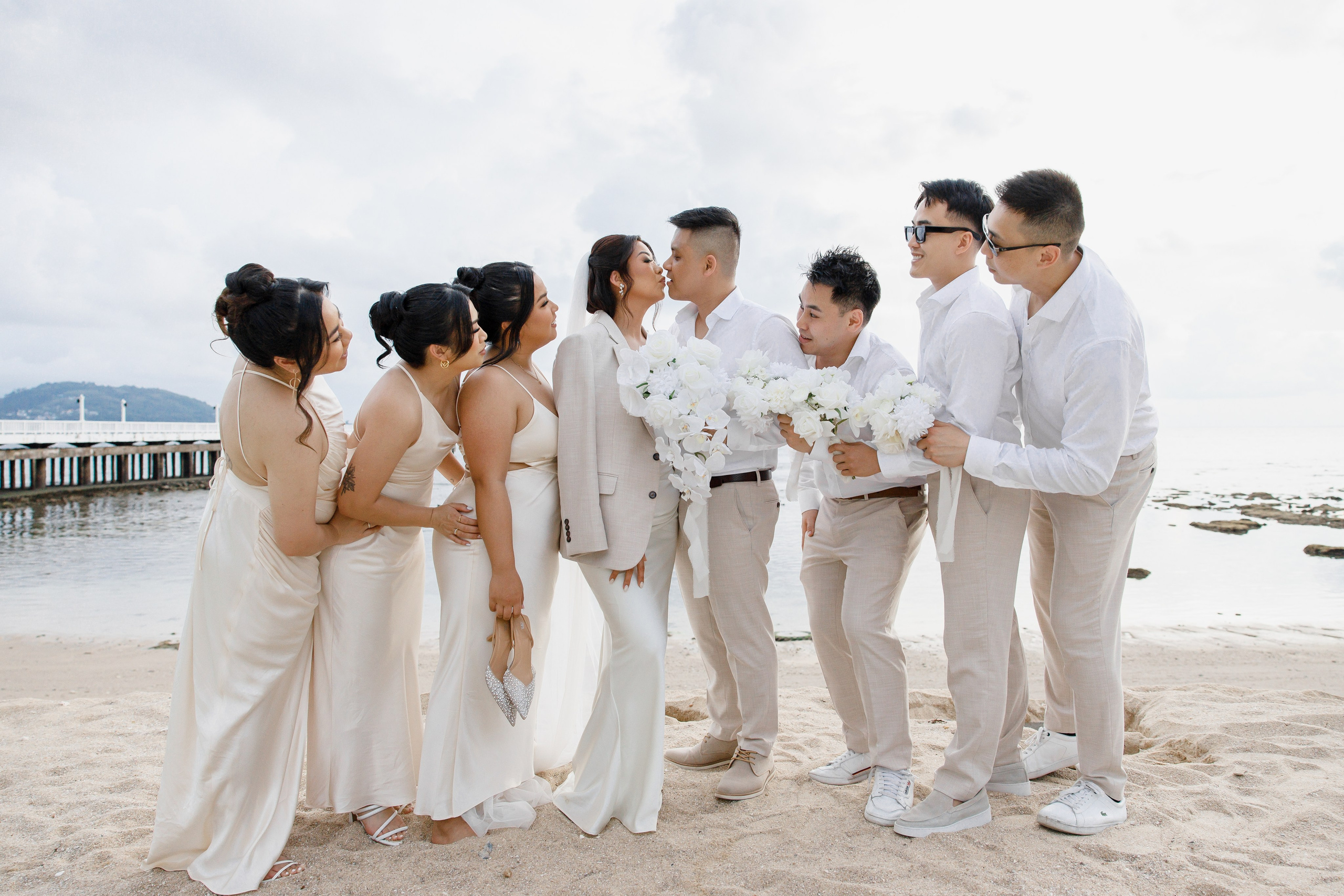Wedding in Phuket at the Thavorn Hotel. Photographer in Phuket. Photographer Thailand