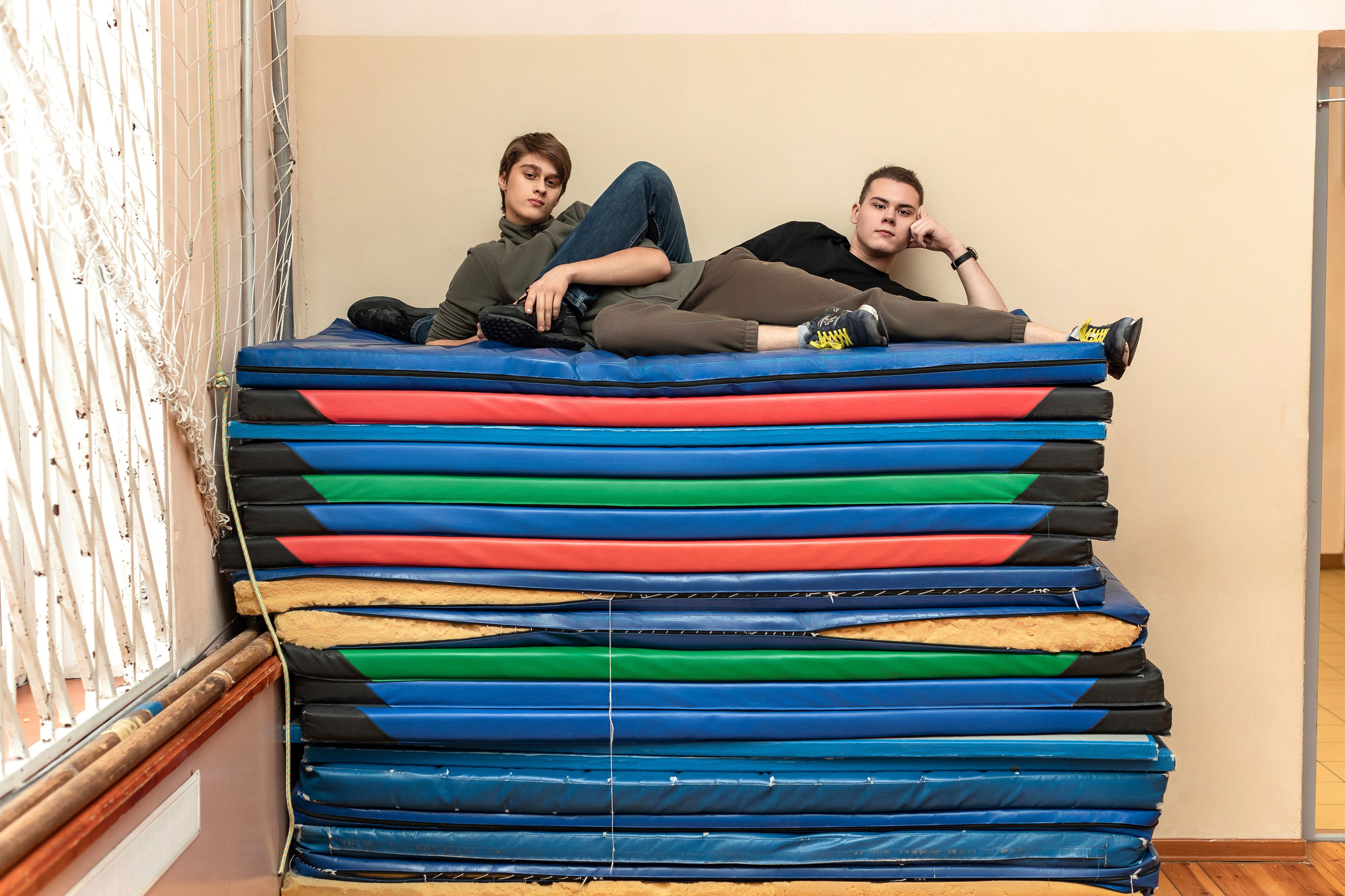 Галерея съемок в школе. Фотограф и видеограф Москва. Свадебный фотограф, видеограф. Выпускные альбомы. Оживающие альбомы