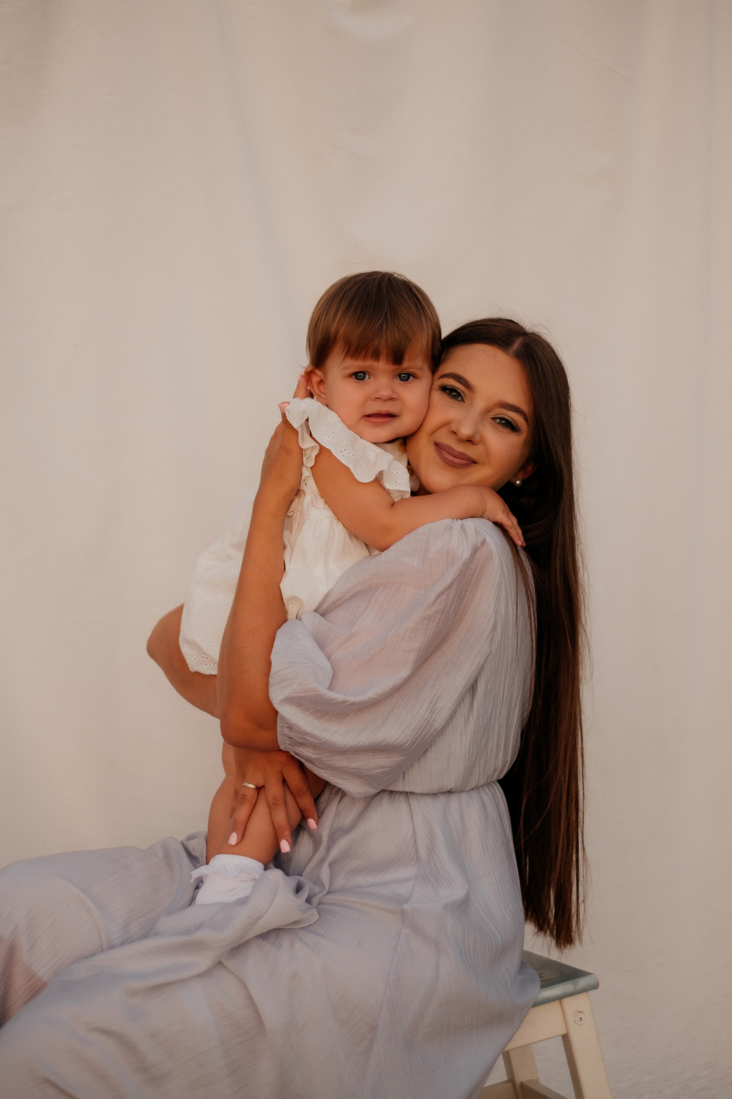 Алина, Ярослав и Тая на берегу. Фотограф в Новосибирске Диана Ильиных