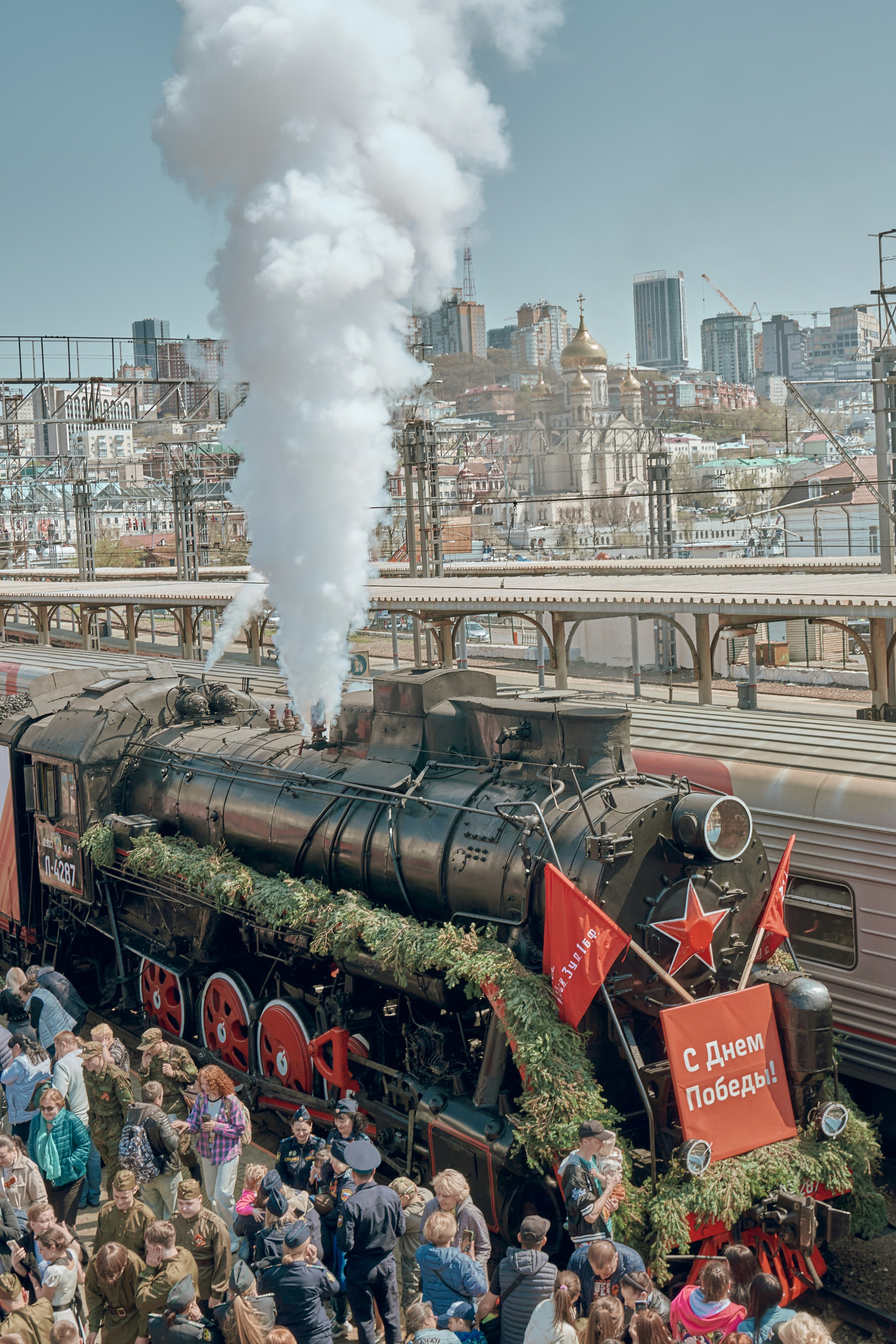 Поезд Победы!. Фотограф во Владивостоке