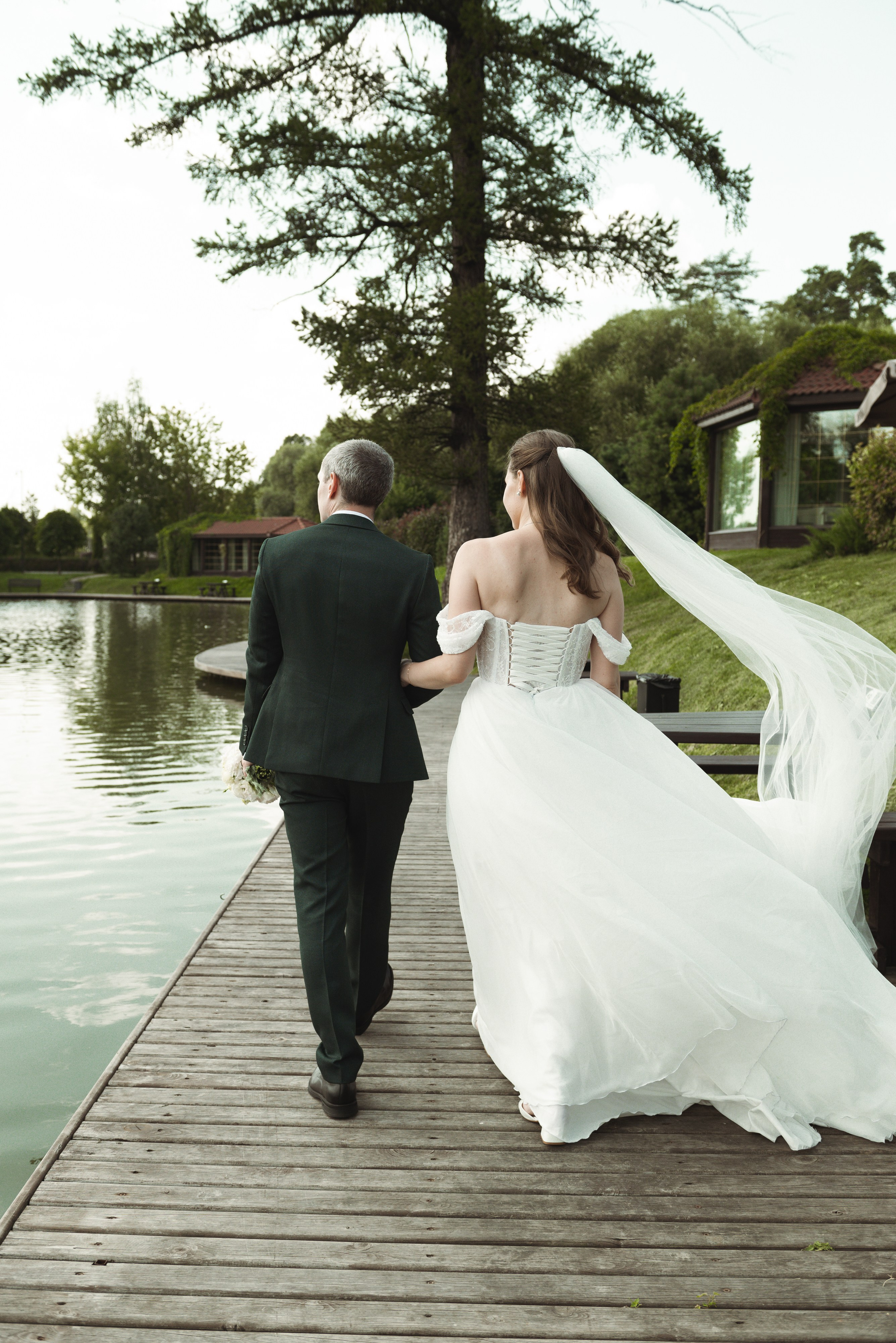 Свадьба в ЗаВидное. Фотограф Москва Настя Профотовна. Репортажные, свадебные и контент фотосессии