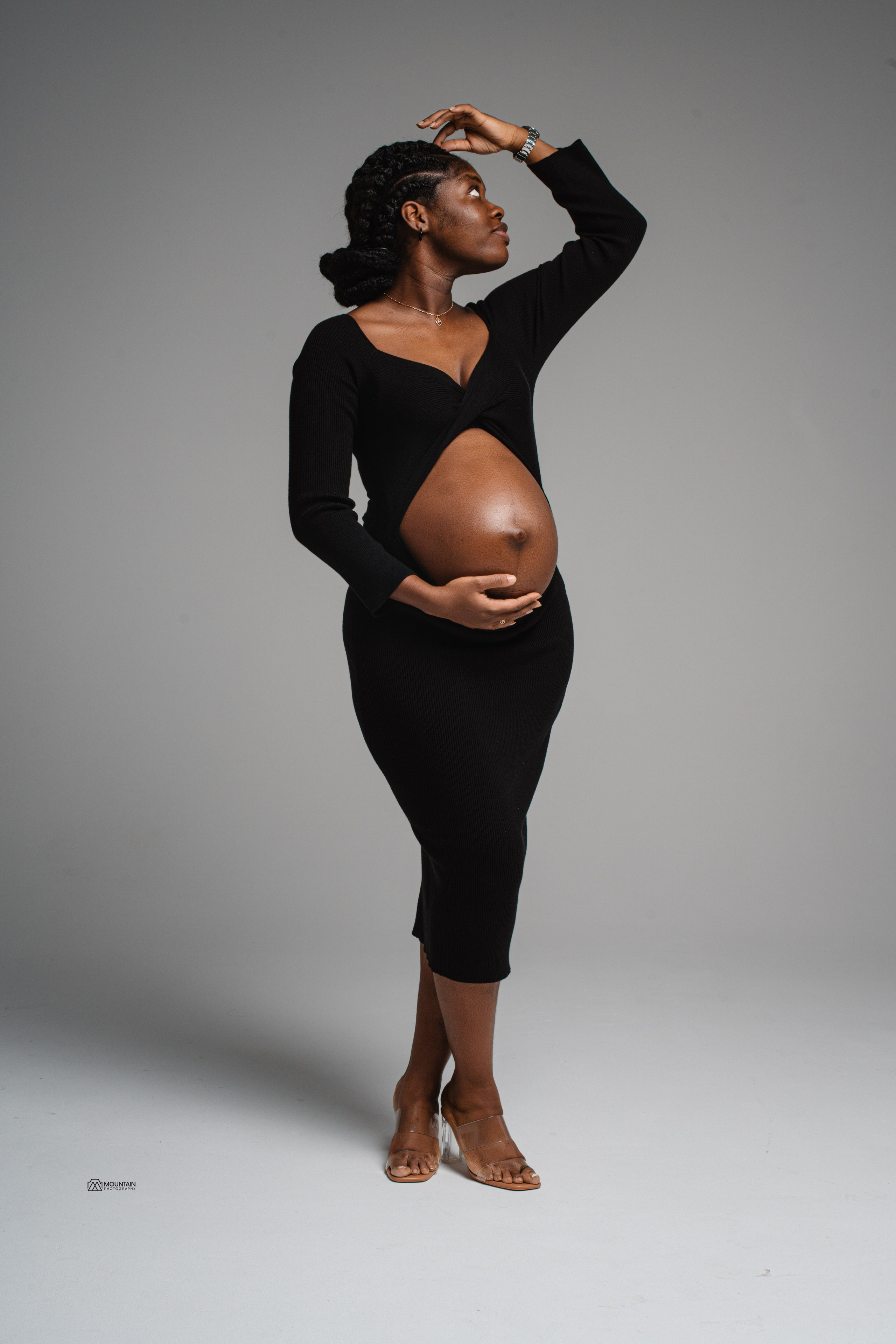 Maternity Photoshoot. Я занимаюсь событийной, свадебной, товарной, студийной… фотографией