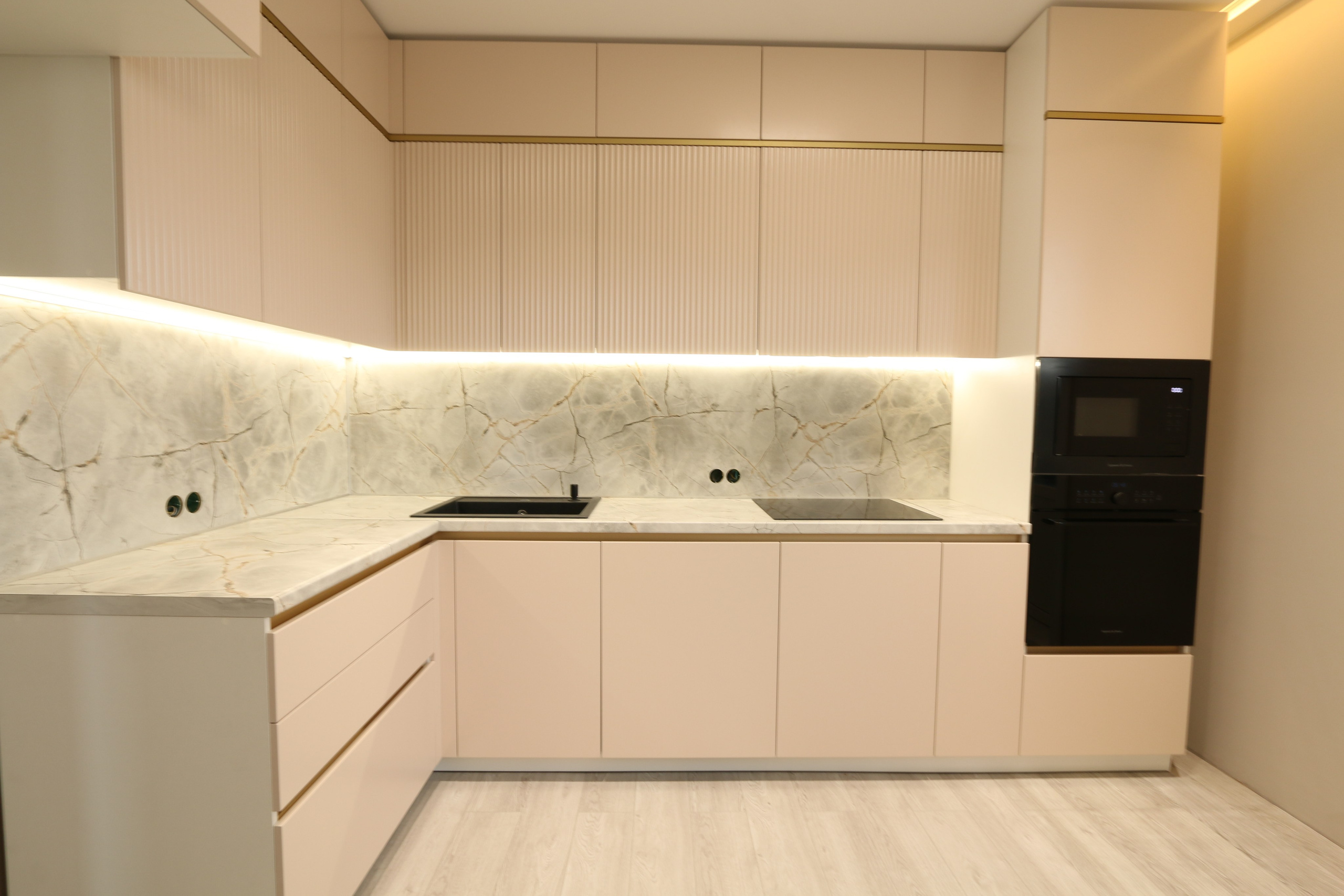 Ул. Гурьевская улица, 177/1. Мебельное ателье РАУМАН