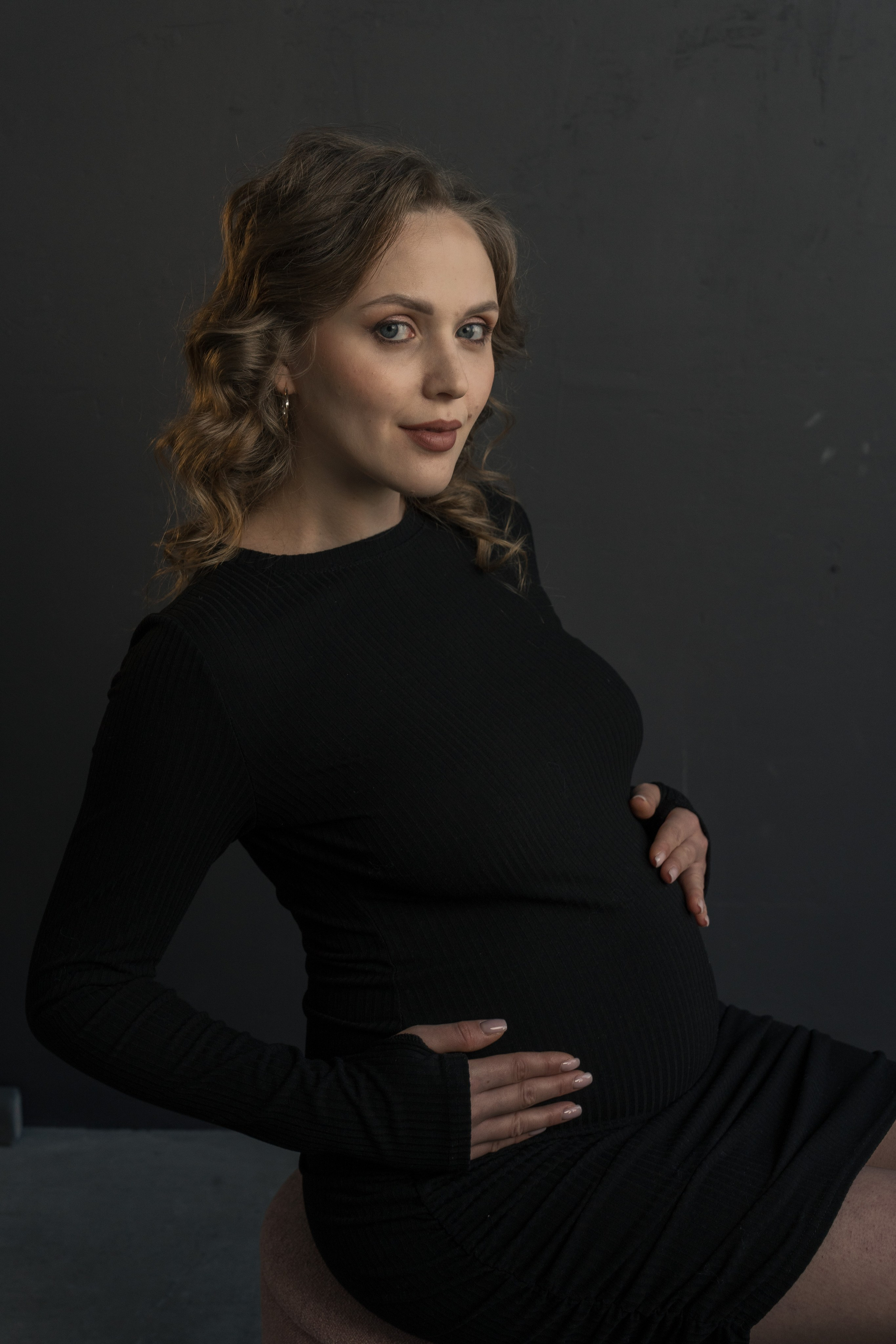 Семейная съемка в ожидании в студии WhiteGarden. Семейный фотограф Екатеринбург Татьяна Девятых