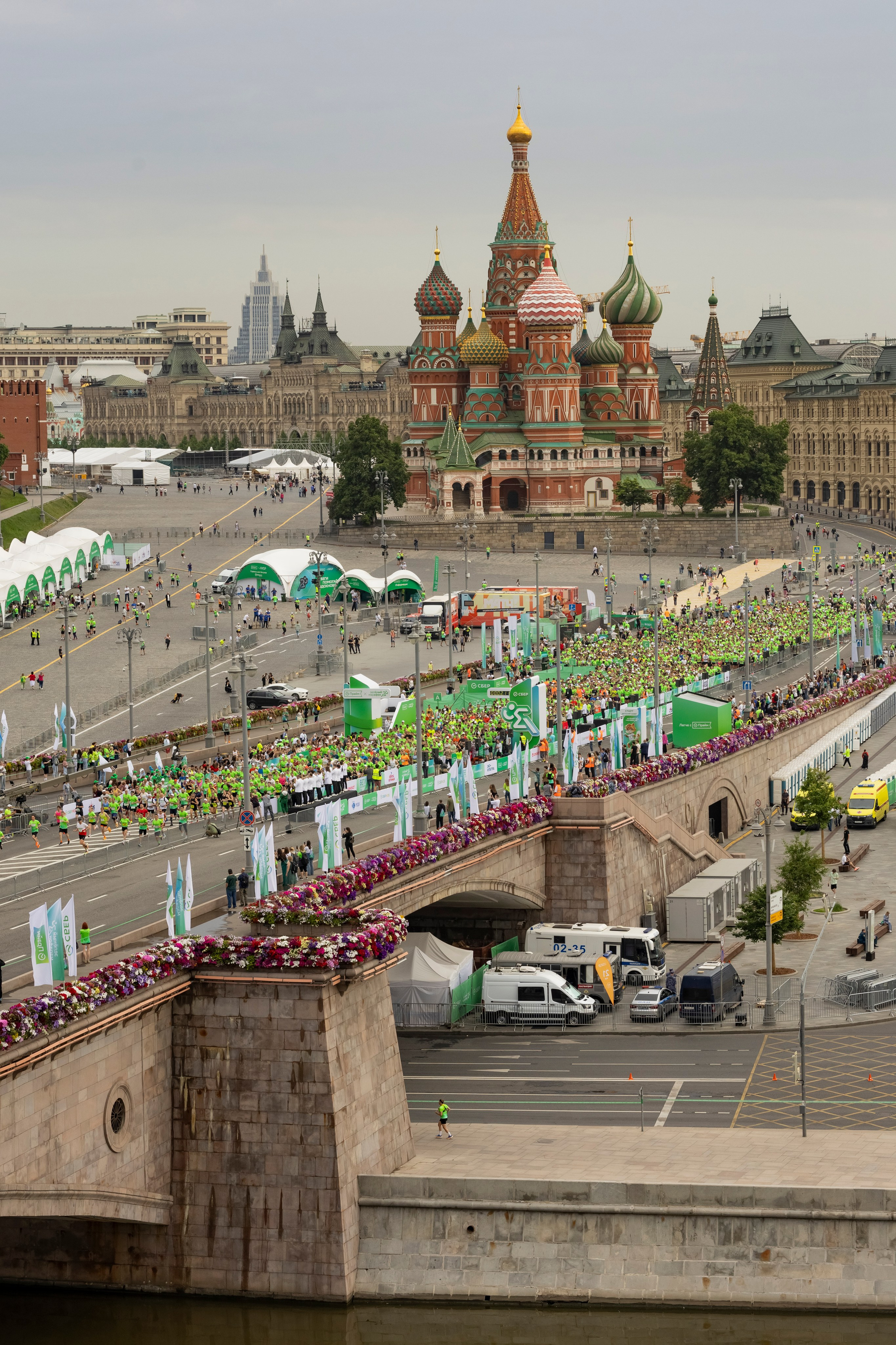Сбер Зелёный Марафон 2025 Балчуг. Репортажный, event, концертный и backstage фотограф из Москвы Виталий Кривцов