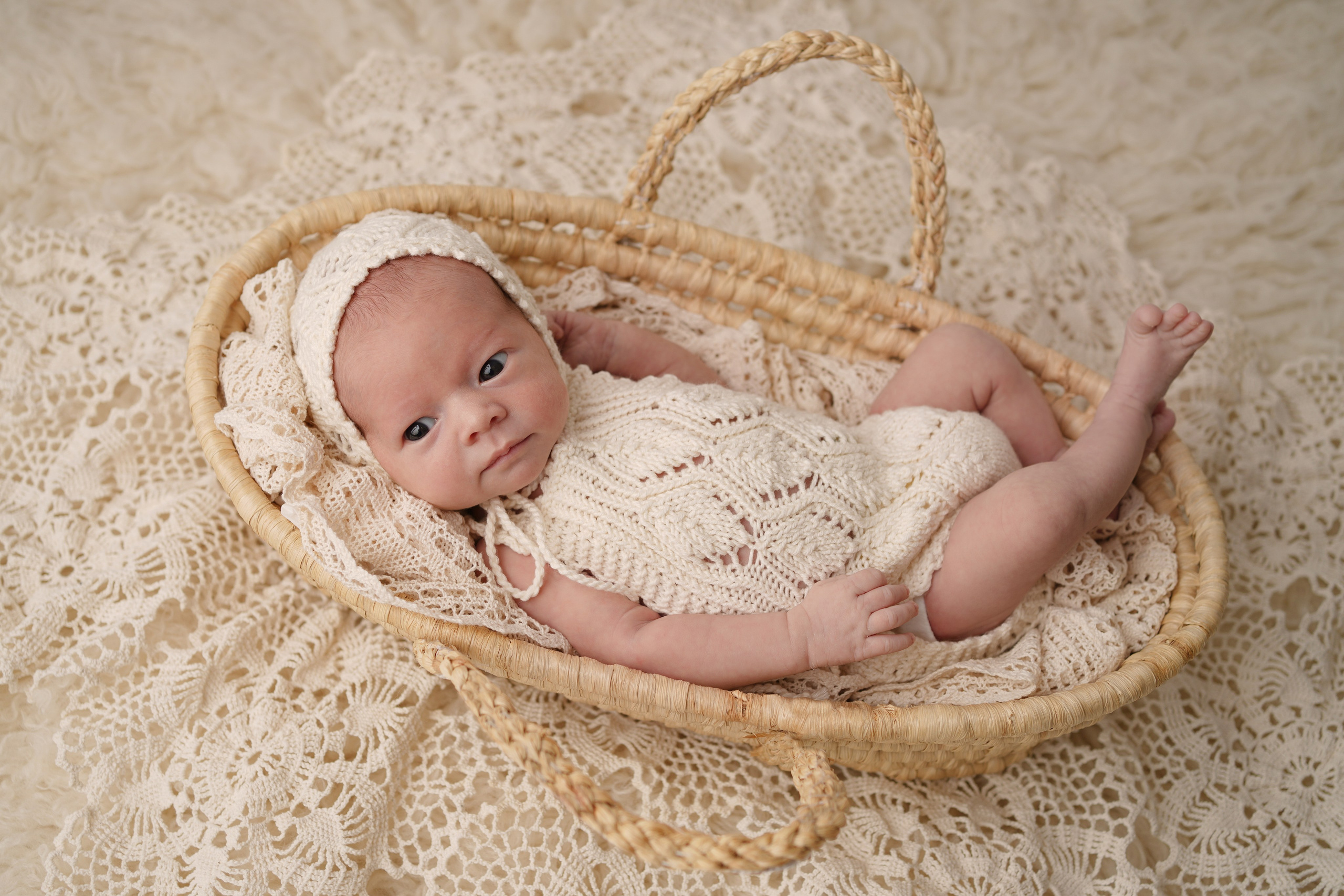 Новорождённые девочки. Детский фотограф и фотограф новорожденных в Калининград Оксана Иваний